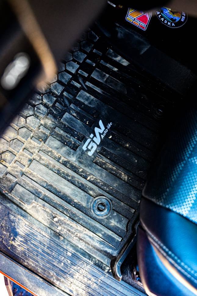 Tesla Cybertruck After Off-Roading 3E6B4A8D-5750-48DB-9DF5-8151ACAB27D3