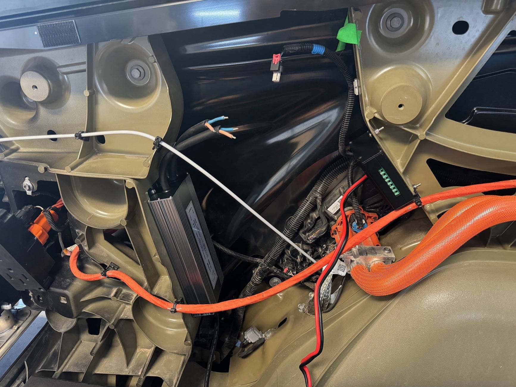 Tesla Cybertruck Bushwhacking - One of the many advantages of no paint & stainless steel (video) 120v Light Install 4