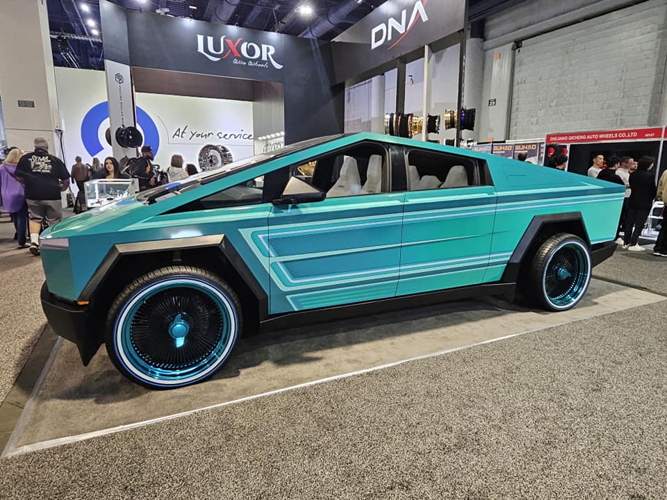Tesla Cybertruck Cybertruck Builds at SEMA 2024 (Urander Overlanding Build + Others) 465816971_8812428335462310_898844790337377652_n