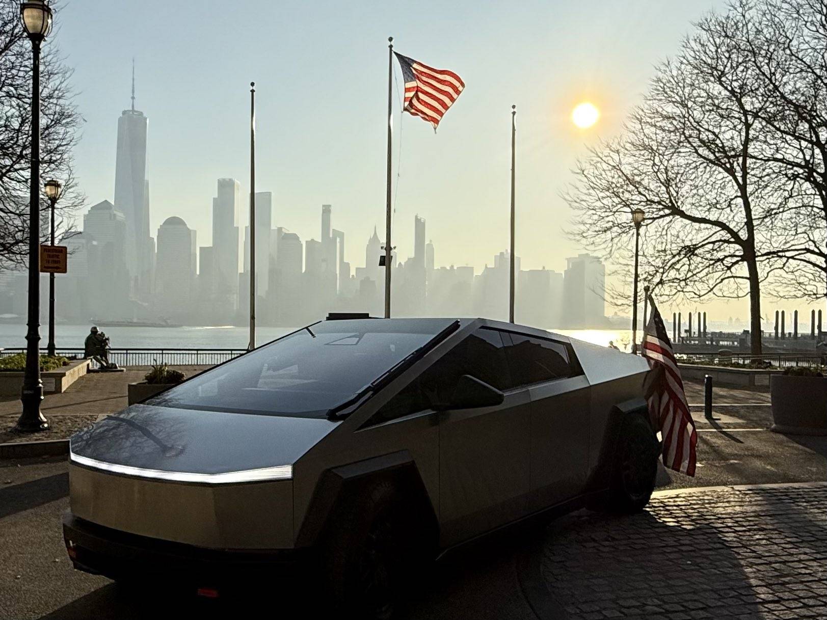 Tesla Cybertruck Happy Veteran's Day 🇺🇸 🫡 cybertruck us fla