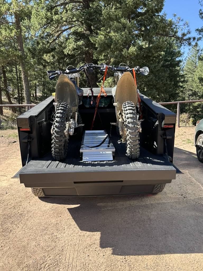 Tesla Cybertruck RIDE88 QR3 bike rack installed in Cybertruck bed - love it 1731291833626-o6