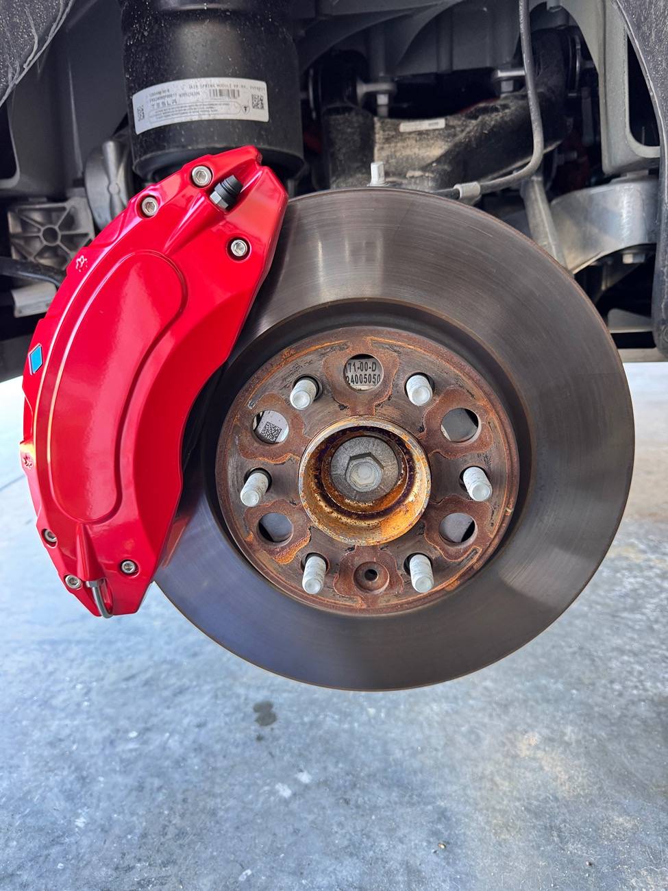 Tesla Cybertruck Red brake caliper covers by @teslaunch IMG_1710
