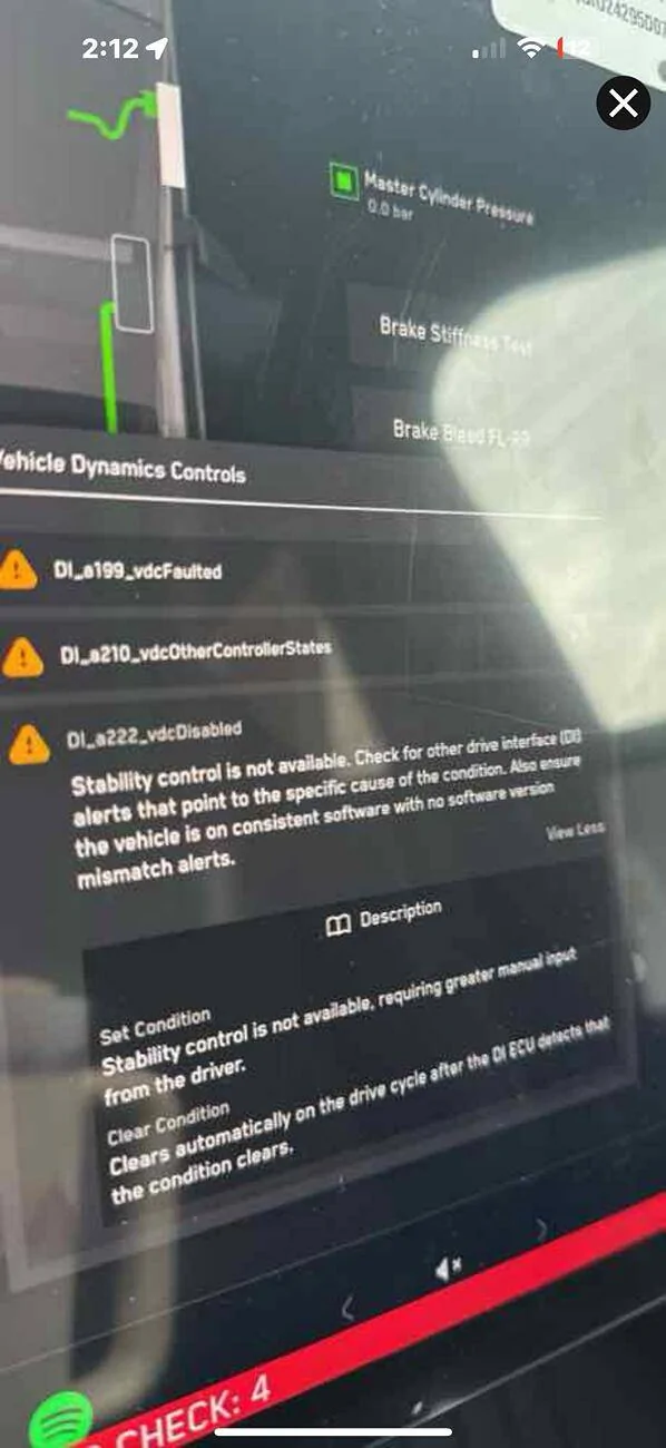 Tesla Cybertruck Multiple warning lights and brake hold not working IMG_8937