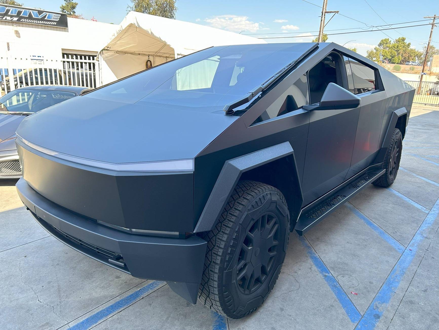 Tesla Cybertruck Show us your Running Boards 2024 2025 tesla cybertruck ct forum stickercity running boards step stands foot sliplo steprot...JPG