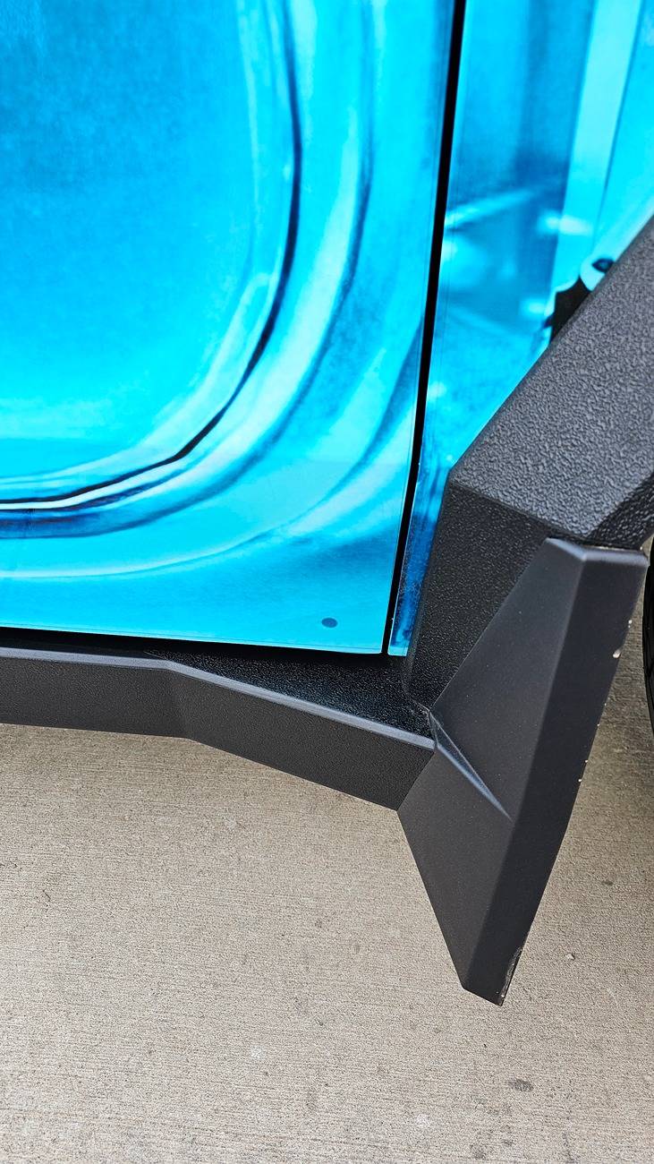 Tesla Cybertruck 📸✨ Show Off Your Cybertruck Upgrades: Share Your Installation Photos & Experiences! 🚗🔧 TESLA Cybertruck plastic DIY wraps scratch resistent protecton stickercity sliplo steprotect (6)