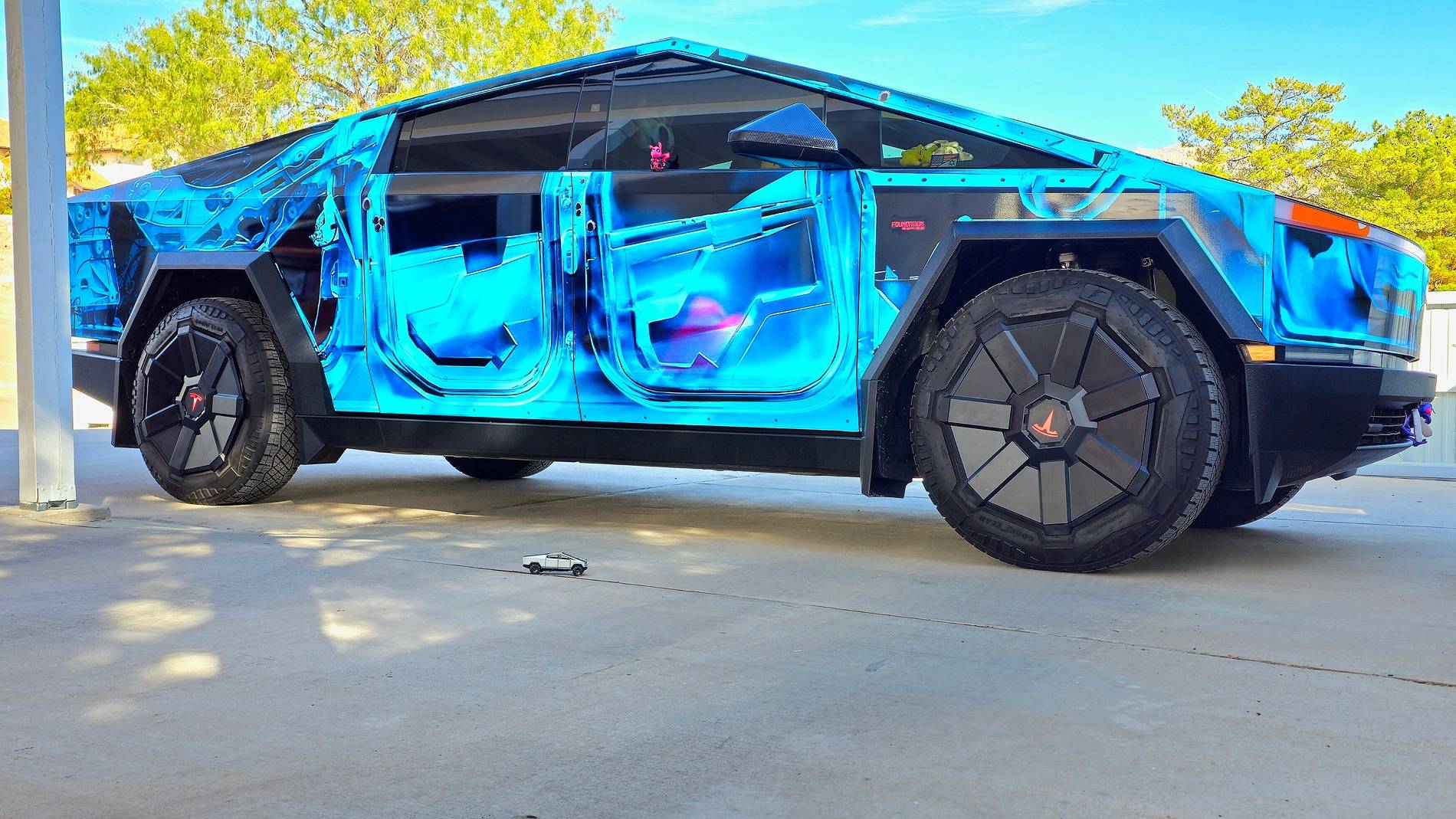 Tesla Cybertruck Daily random Cybertruck photos thread - Post Yours! 📸 🤳 20241111_141507