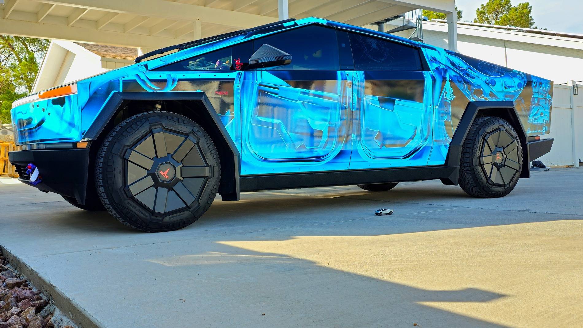 Tesla Cybertruck Daily random Cybertruck photos thread - Post Yours! 📸 🤳 20241111_141642