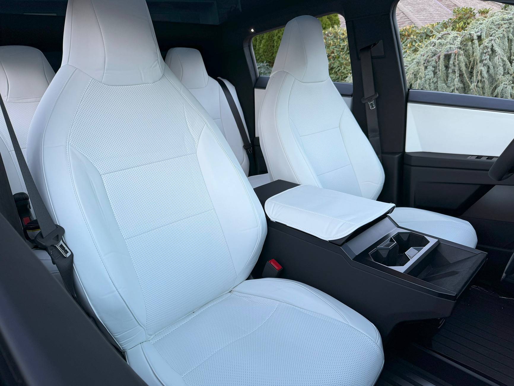 Tesla Cybertruck REVIEW: Teslaunch White Leather seat covers on the Pink Cybertruck IMG_5994