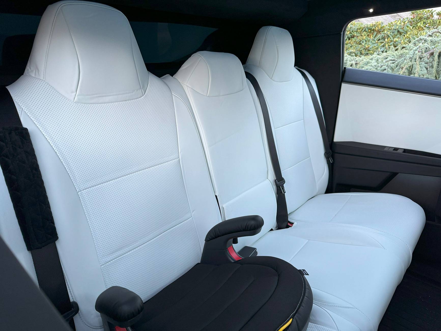Tesla Cybertruck REVIEW: Teslaunch White Leather seat covers on the Pink Cybertruck IMG_5995