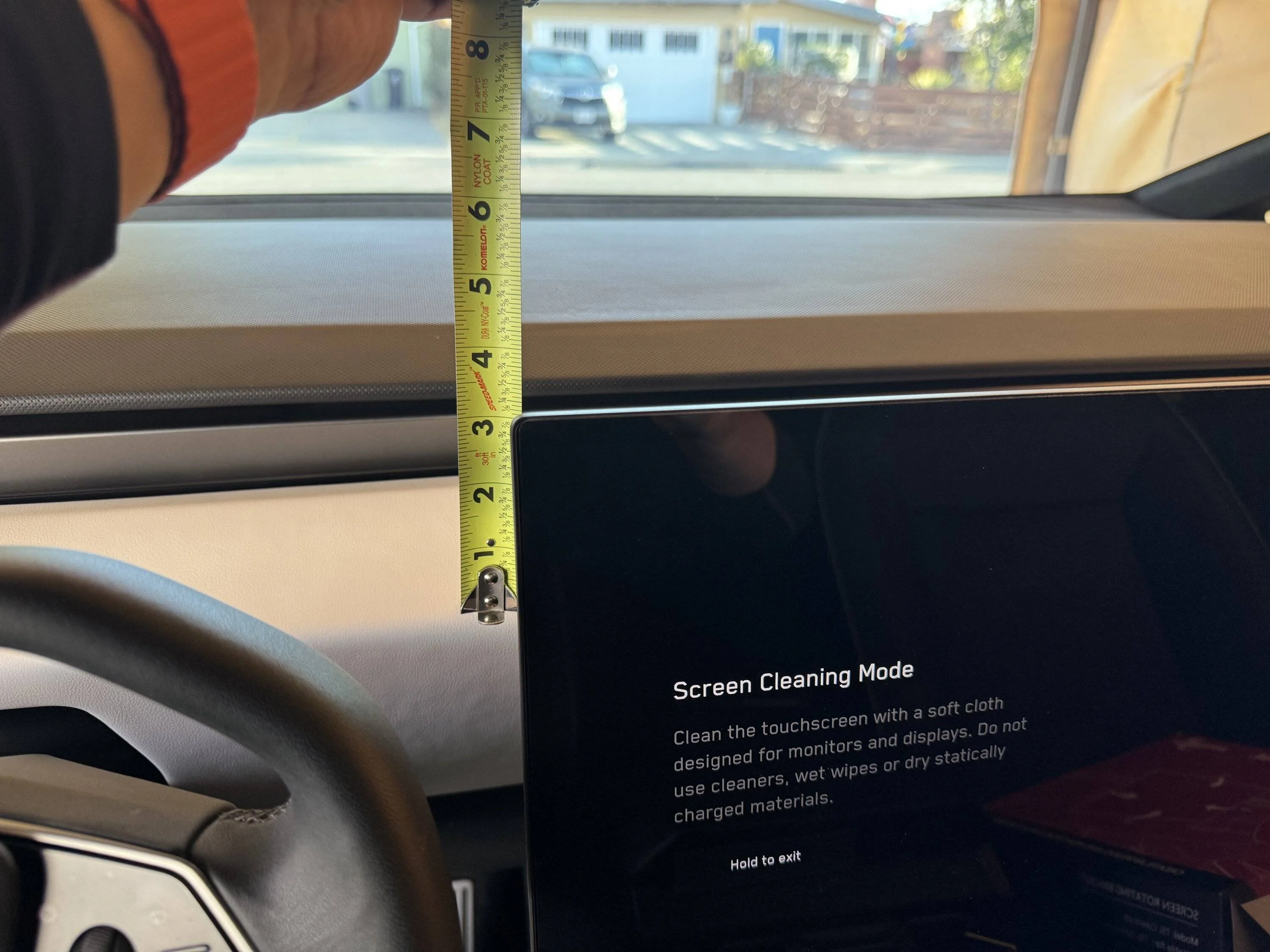 Tesla Cybertruck Two things you have to know before you buy Cybertruck Screen Swiveling Mount Kit IMG_2936