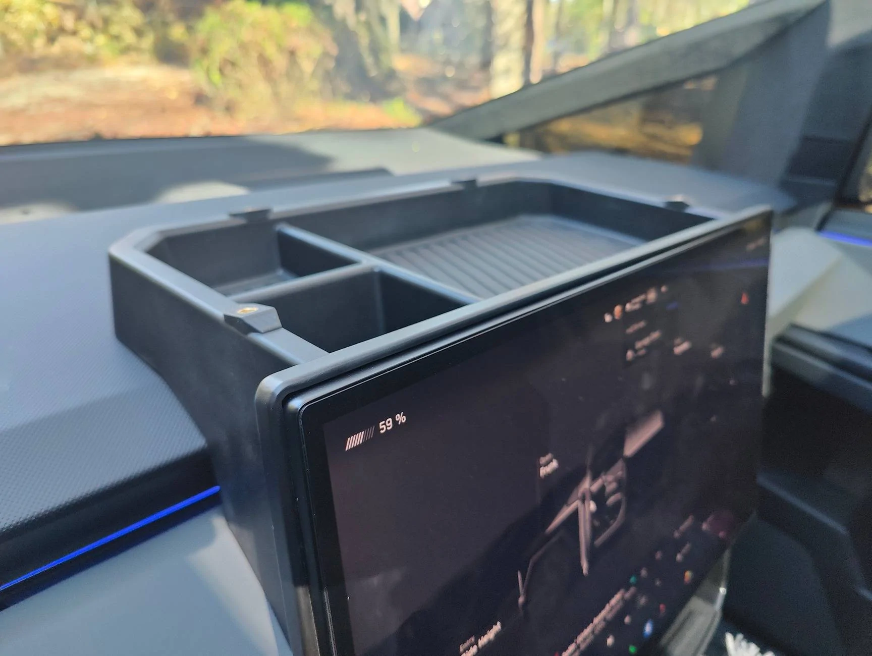 Tesla Cybertruck Review of Foronetry's Behind Screen Console Organizer for the Cybertruck IMG20241112142849