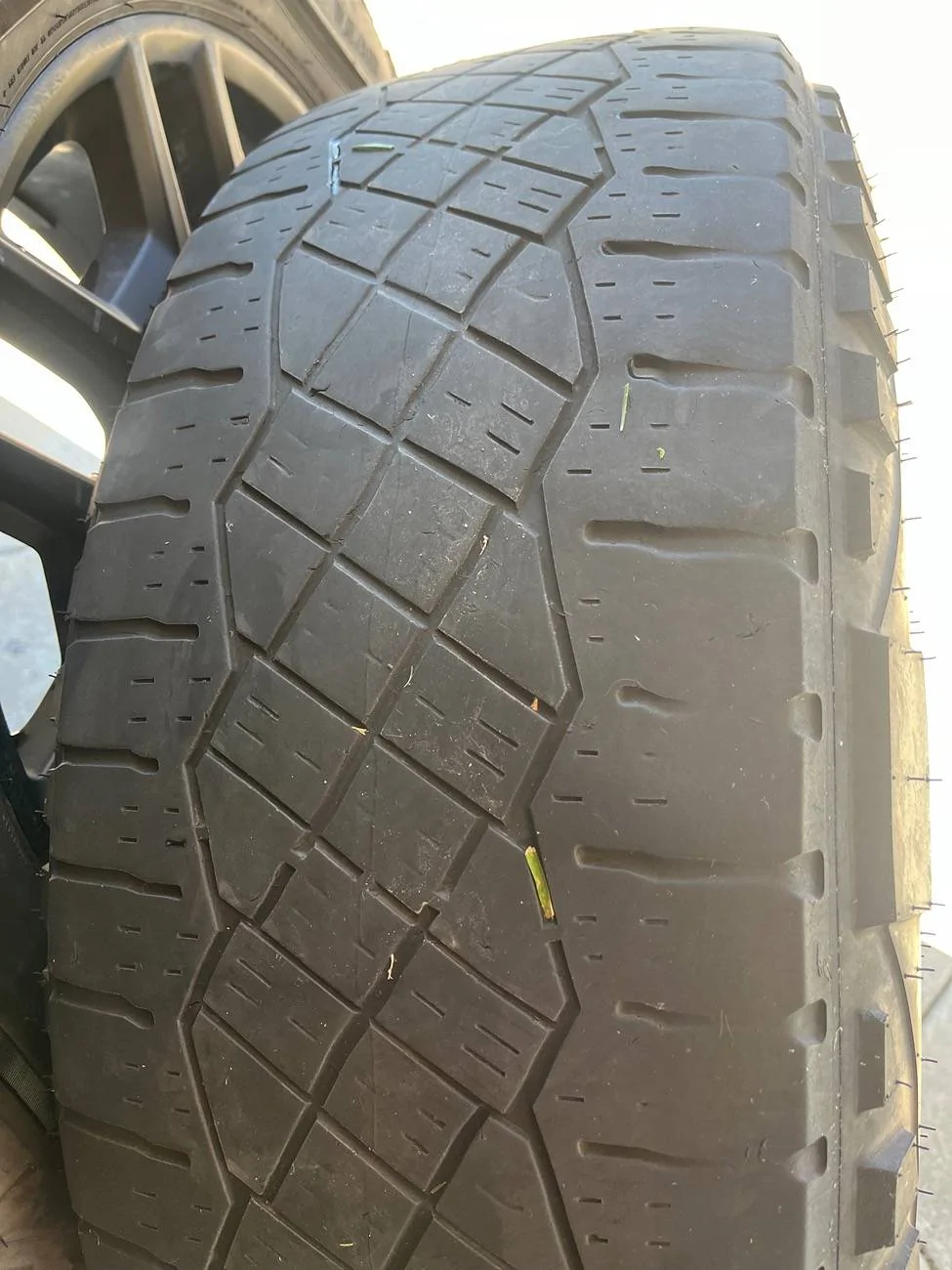 Tesla Cybertruck Spare oem tire/wheel combo 35 inch IMG_6687