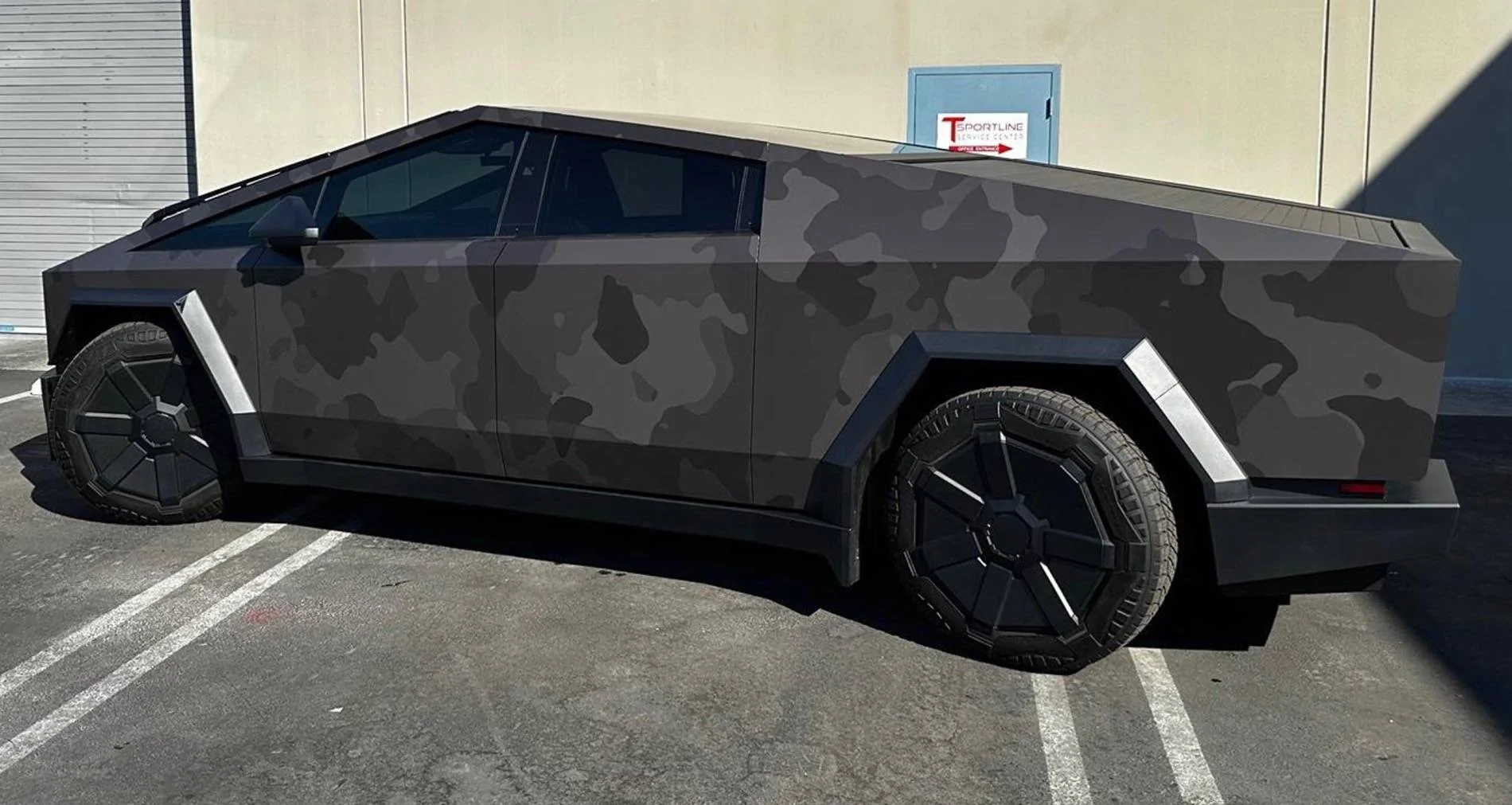 Tesla Cybertruck DIY PPF, Not so easy as I thought IMG_2175