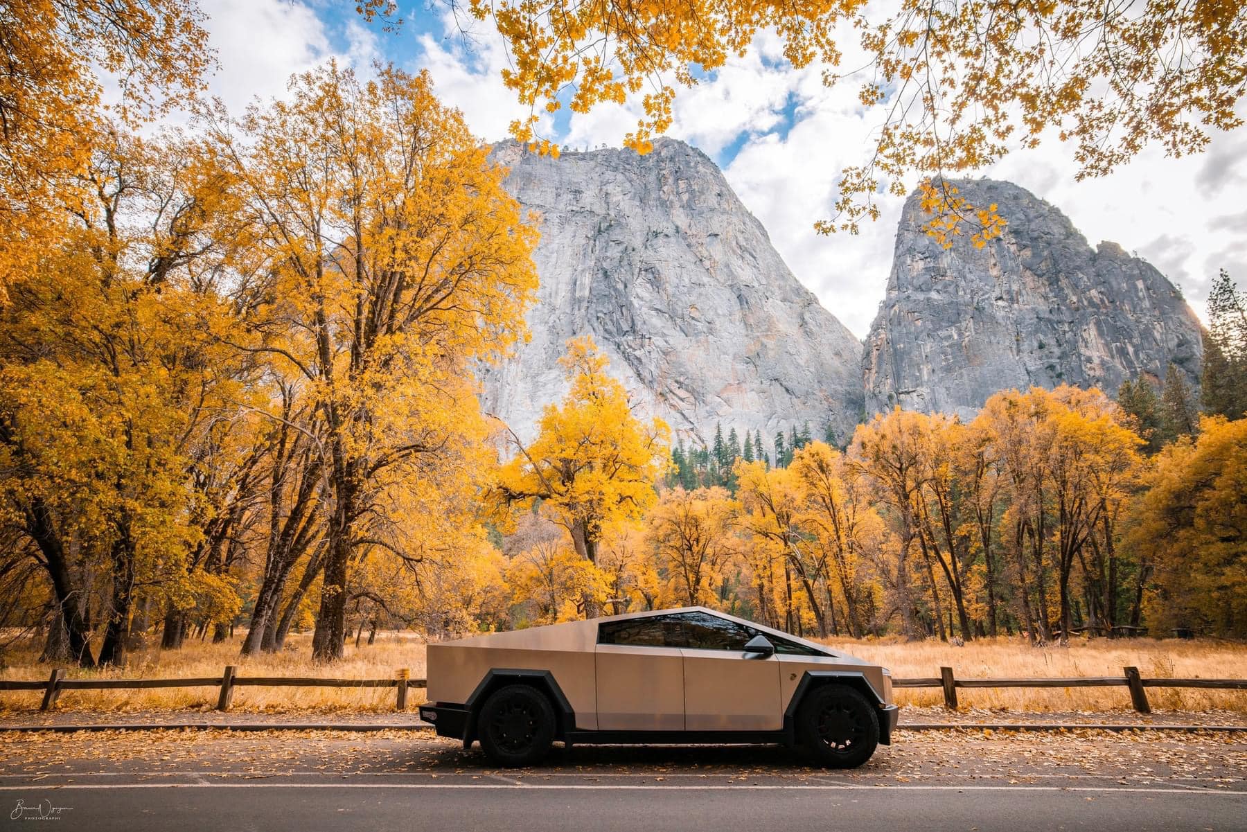 Tesla Cybertruck Cybertruck reflecting fall foliage colors in Yosemite 7019693_8585404541536455_4569916179883041000_n-