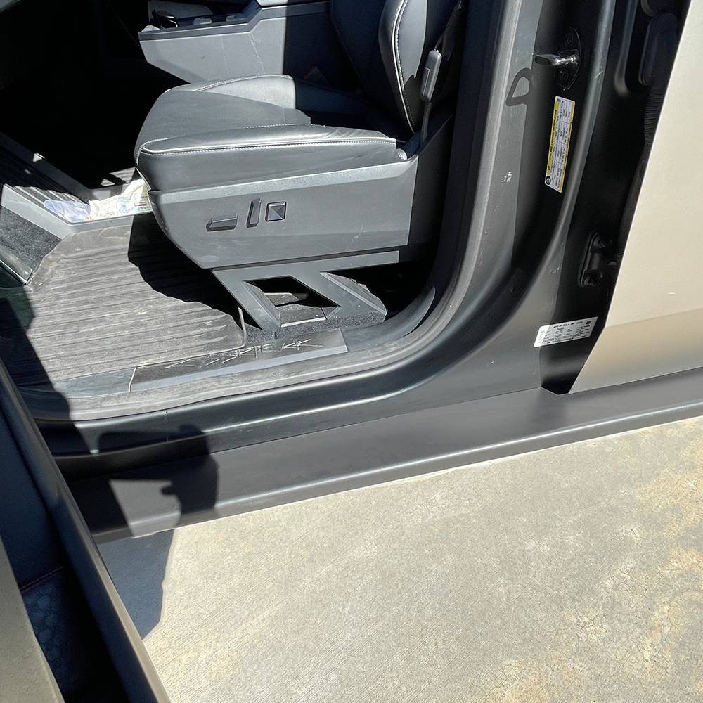 Tesla Cybertruck CYBERTRUCKco Heavy-duty Rock Sliders Launched today on the site! tesla cybertruck rock sliders with replacable wear pads by cybertruckco-6