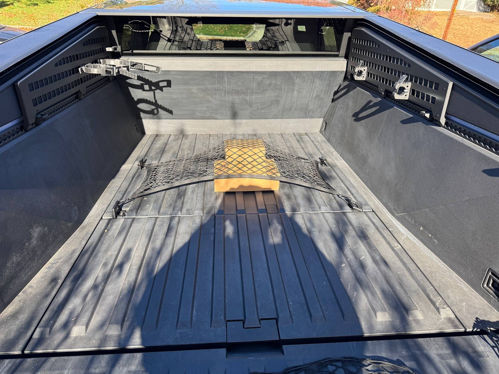 Tesla Cybertruck Basenor cargo net review IMG_5034
