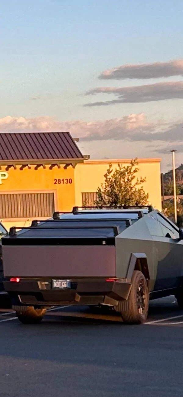 Tesla Cybertruck Best Cargo Carrier IMG_0718