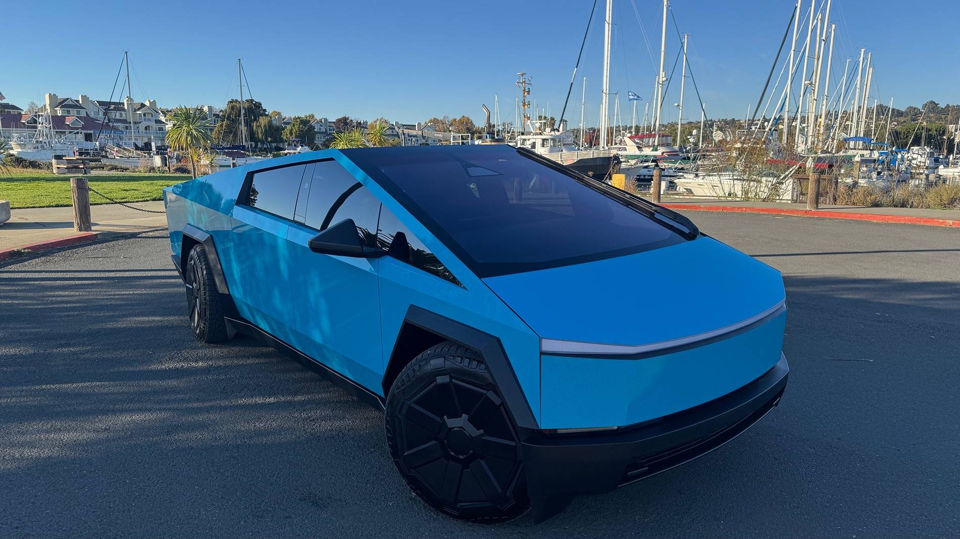 Tesla Cybertruck 2024 Cybertruck wrapped! Inozetek Coastal Blue Dynamic PPF IMG_5005