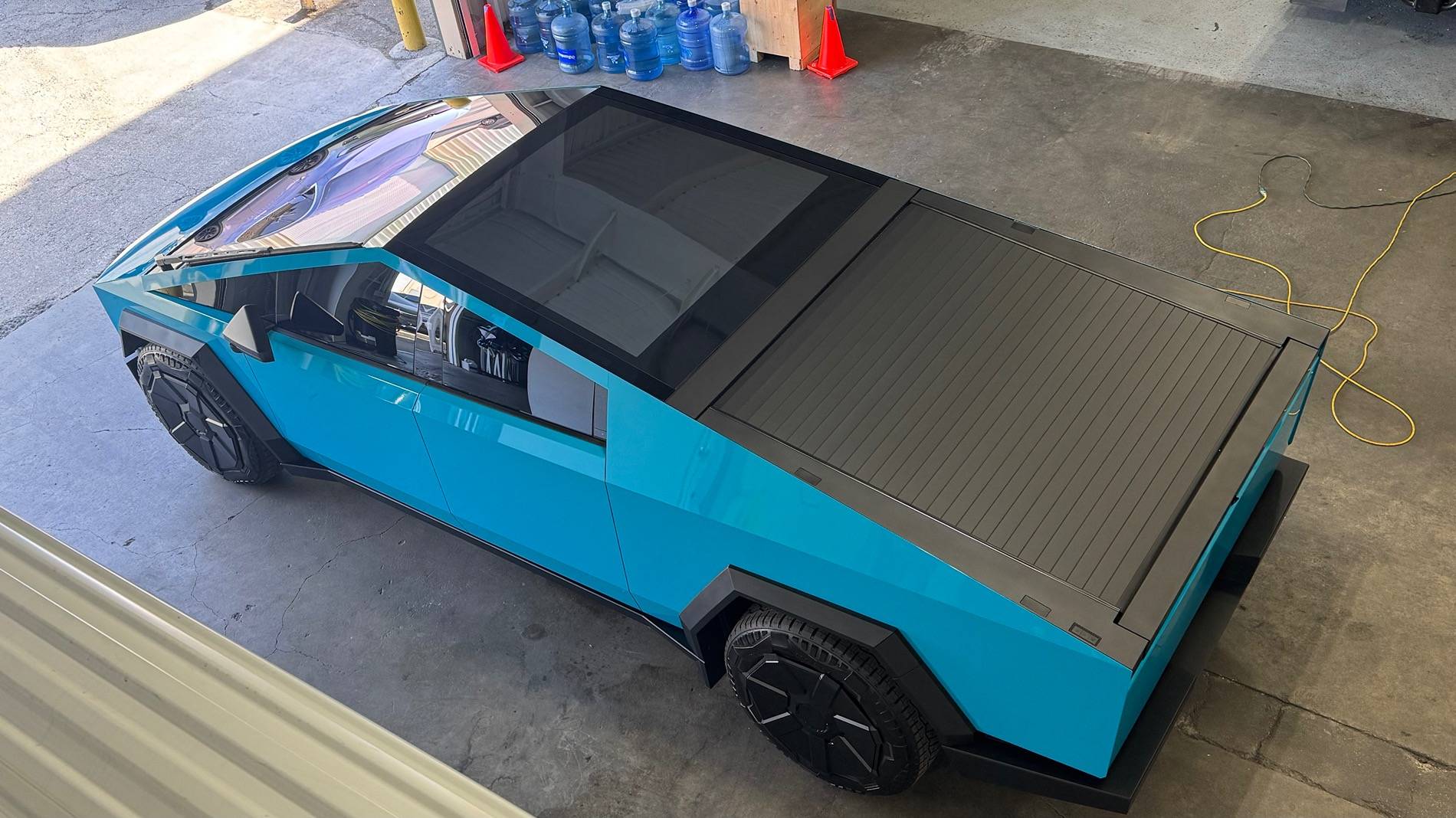 Tesla Cybertruck 2024 Cybertruck wrapped! Inozetek Coastal Blue Dynamic PPF IMG_4972