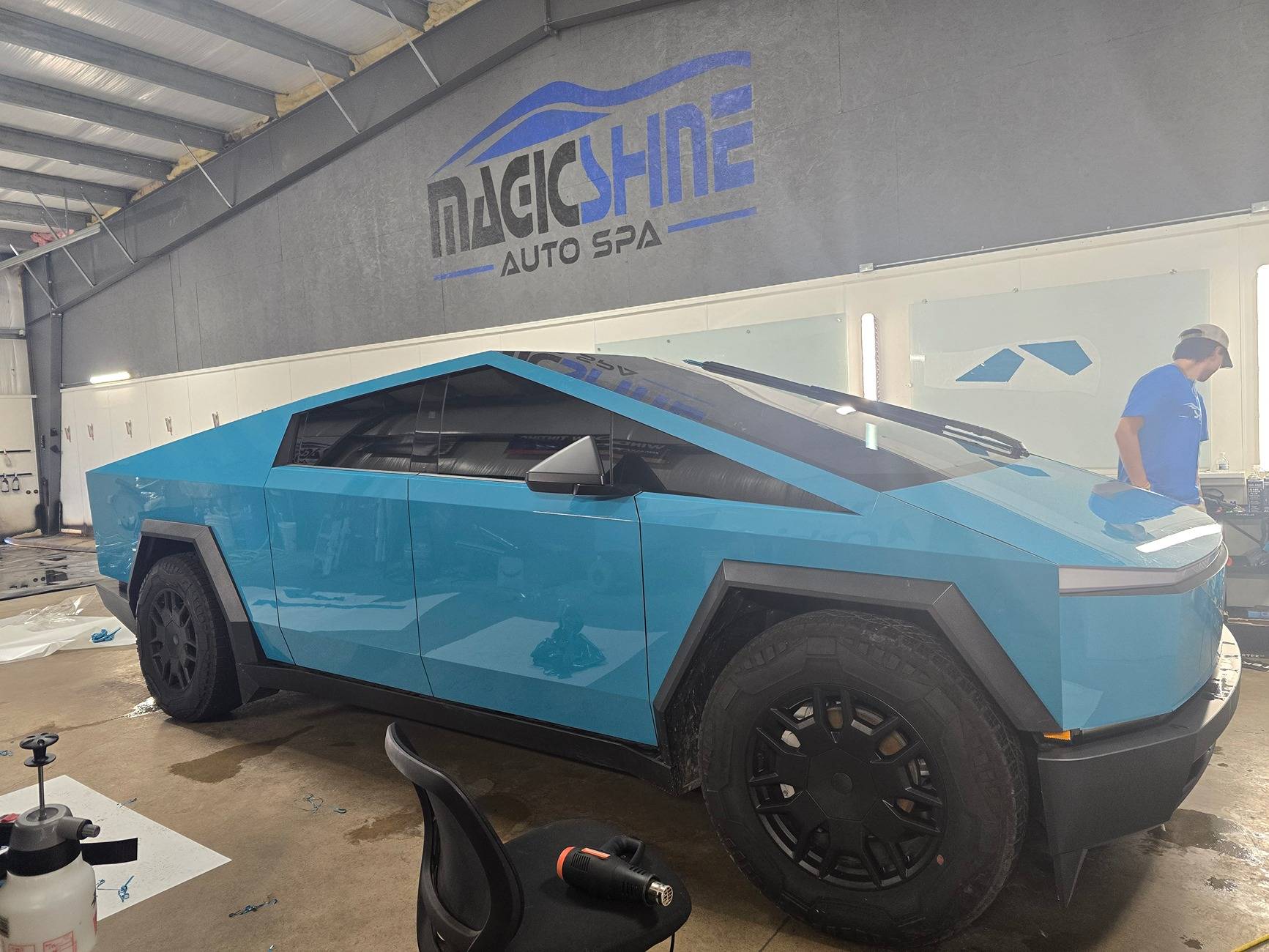 Tesla Cybertruck Project complete: Miami Blue Cybertruck 20241020_160827