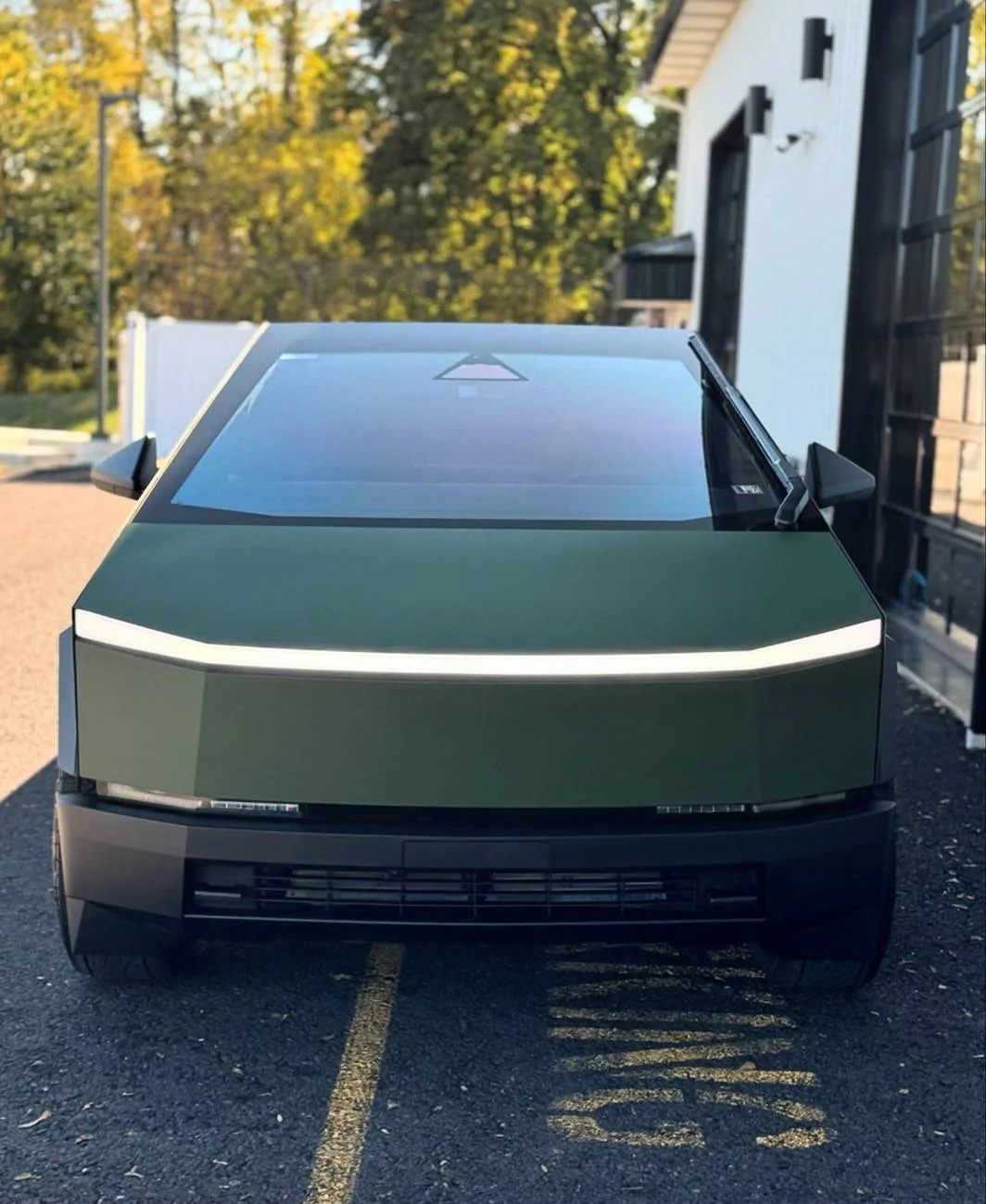Tesla Cybertruck GREEN Vinyl Wrap & PPF Cybertruck -- Photos & Videos IMG_9640