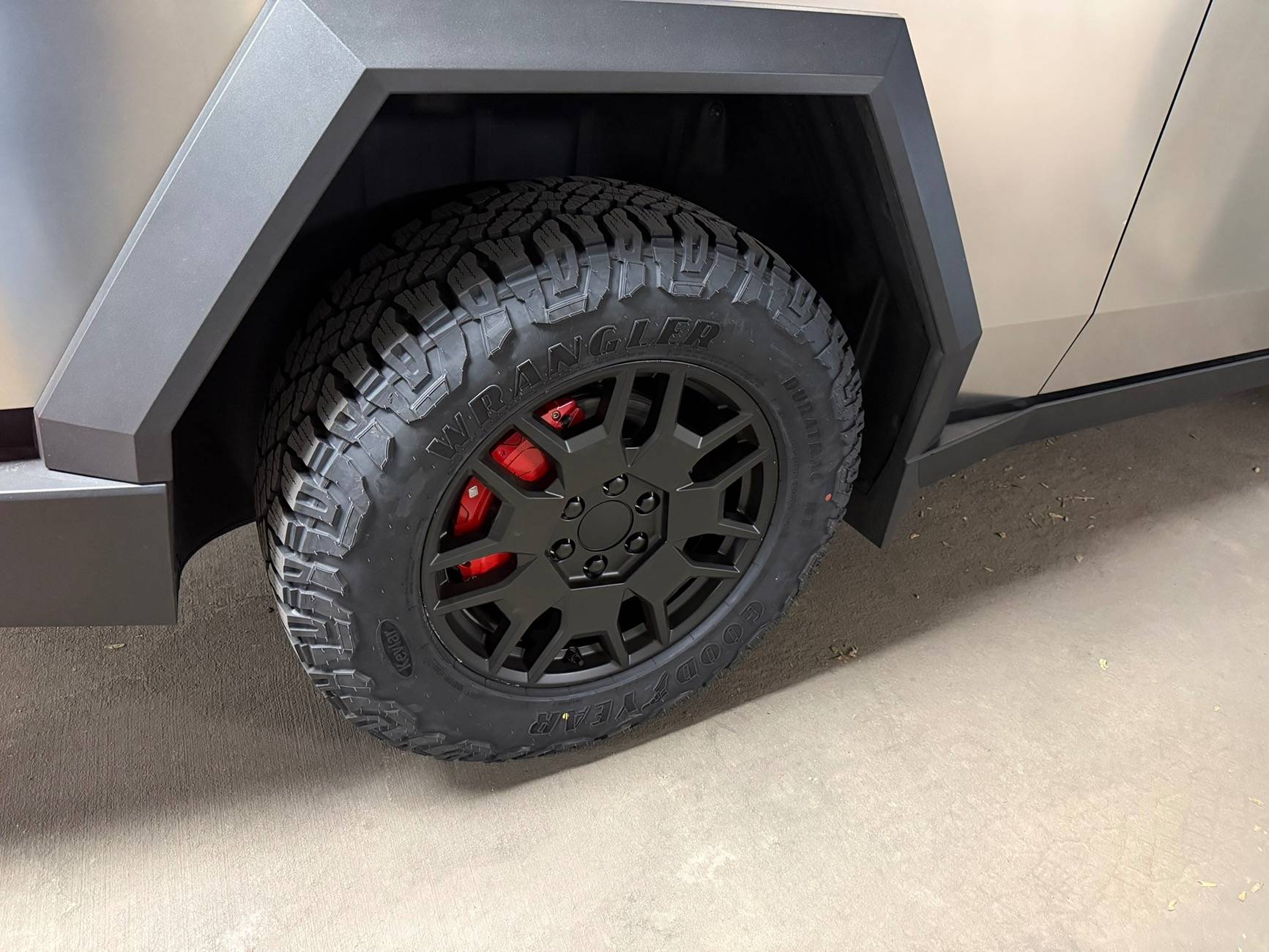 Tesla Cybertruck Winter Tires / Snow Tires -- What Are You Running / Buying? 1732024473670-xv