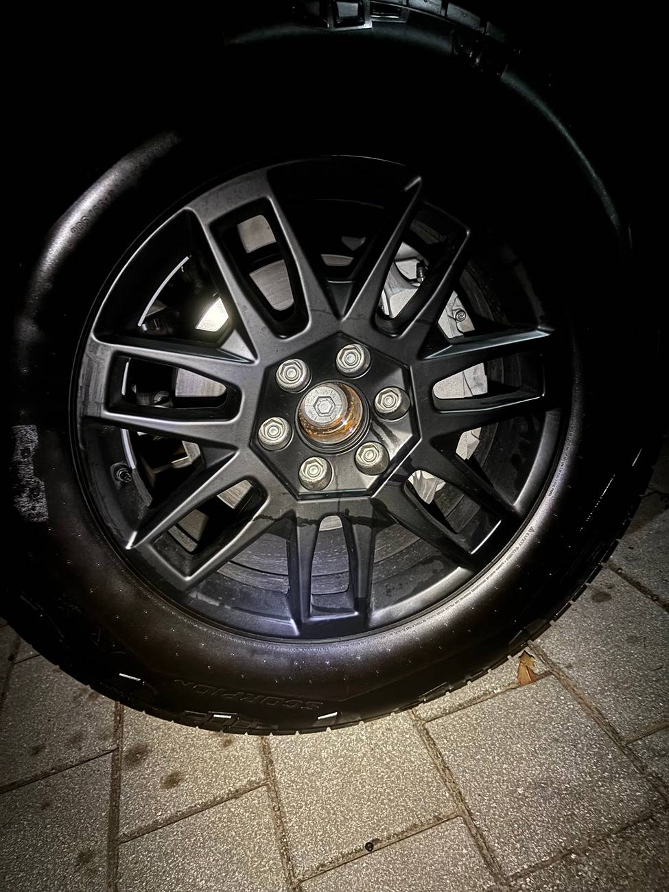 Tesla Cybertruck Brake Caliper Covers with Core Wheels? IMG_3674