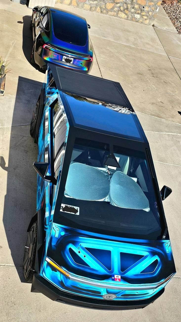 Tesla Cybertruck Daily random Cybertruck photos thread - Post Yours! 📸 🤳 Screenshot_20241120_165510_Gallery