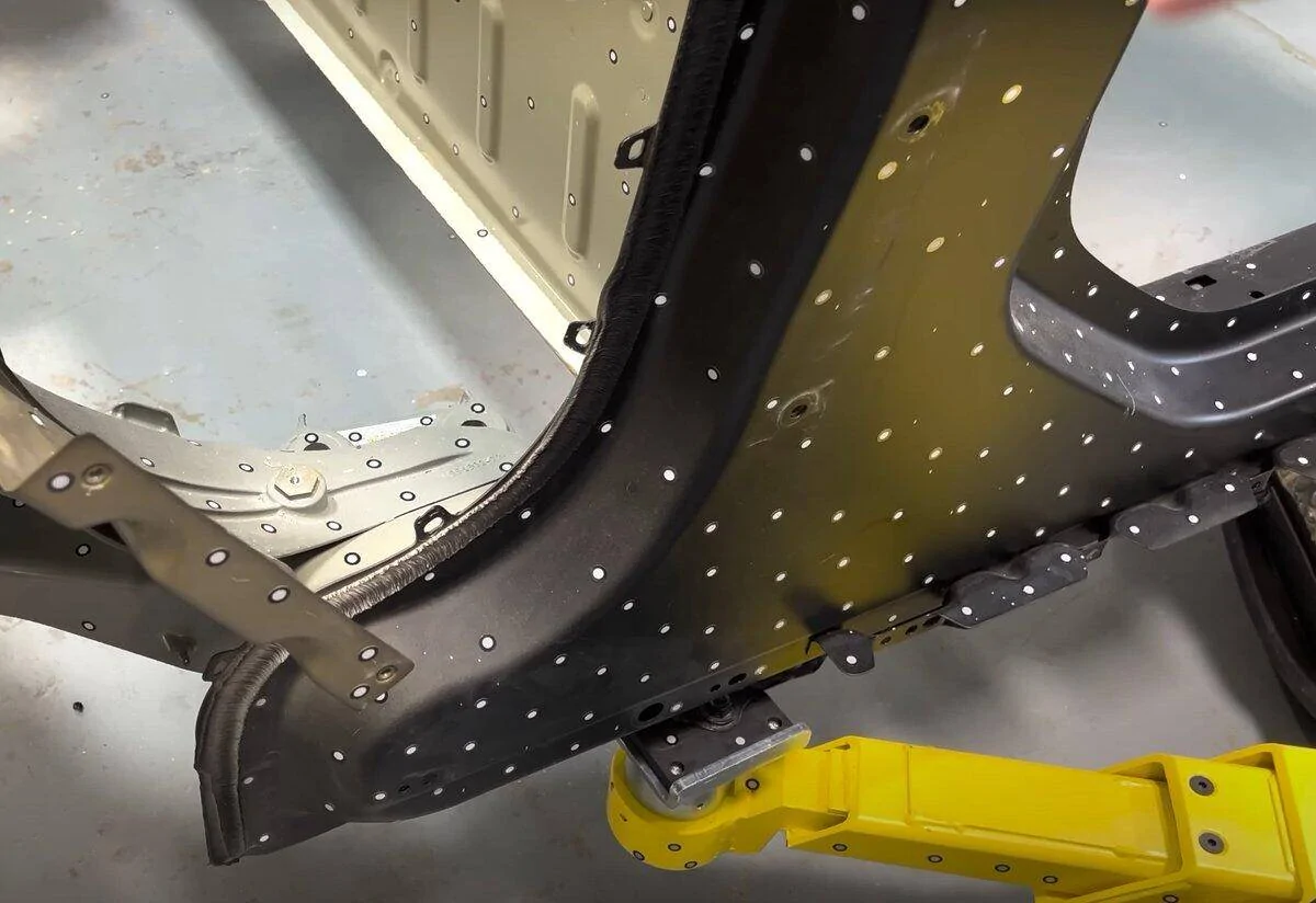 Tesla Cybertruck Cybertruck subwoofer teardown reveals why stereo system's bass is so good 1732220362025-1j