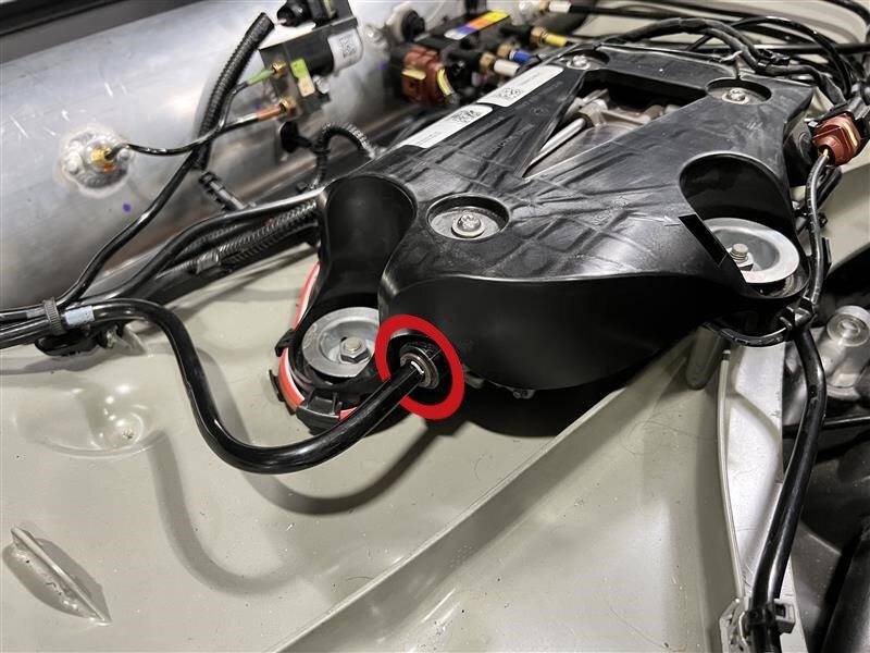 Tesla Cybertruck Suspension compressor noise suppression -9F677EC6-E807-4F1E-A90D-BADC69548531-online-en-US