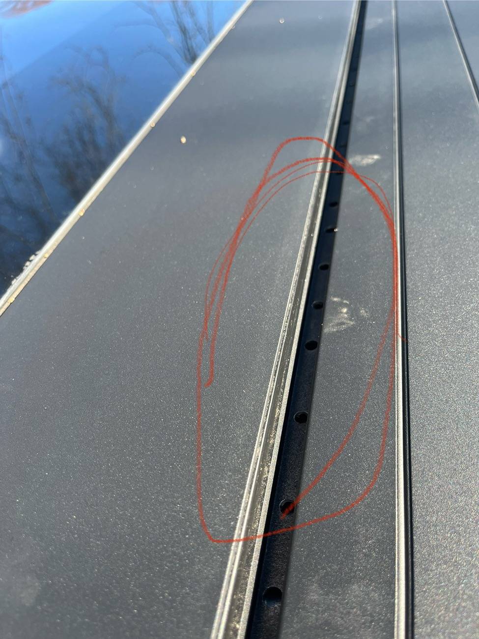 Tesla Cybertruck Tonneau cover gap issue fixed by Service Center under warranty IMG_3591