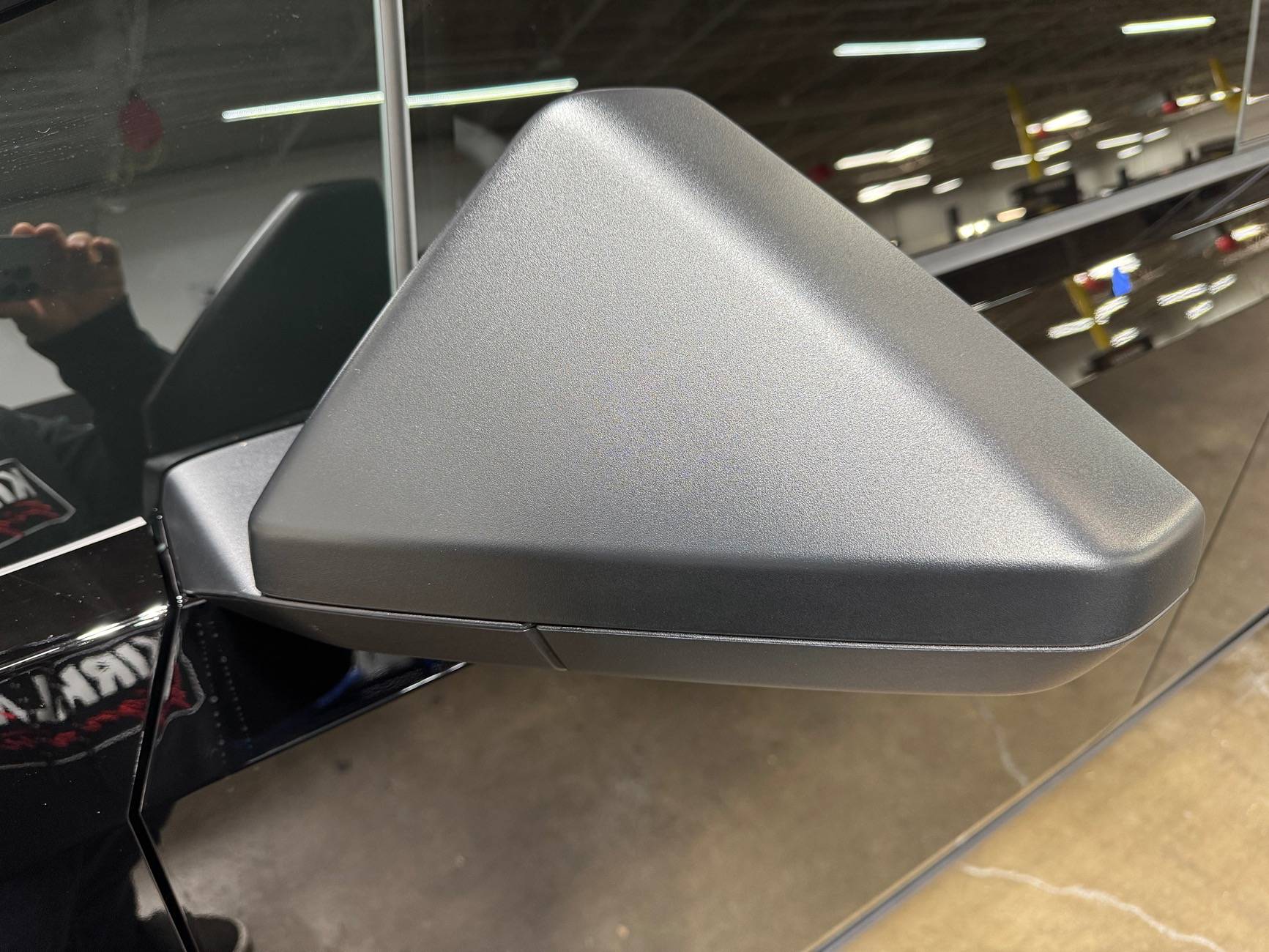 Tesla Cybertruck Mirror cover material difference between FS and nonFS IMG_7782