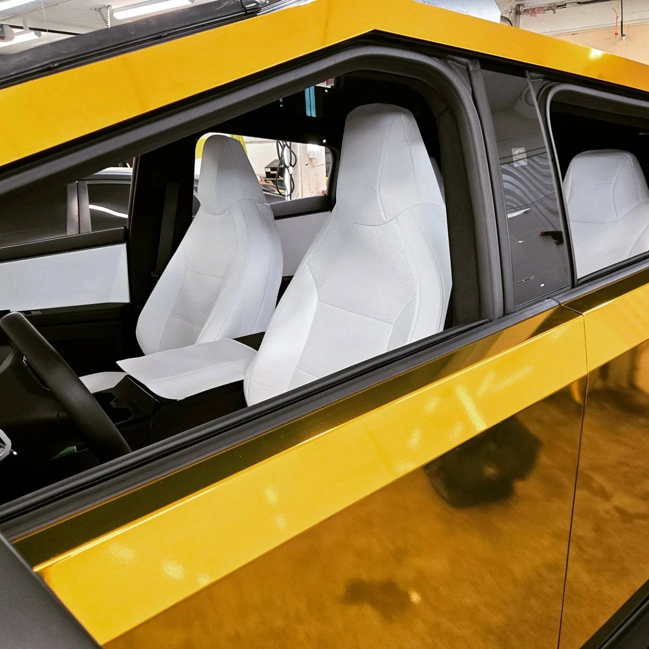Tesla Cybertruck 🎉 Teslaunch New Giveaway : All-Inclusive Seat Covers for Cybertruck 🎉 IMG_20241121_204920_047