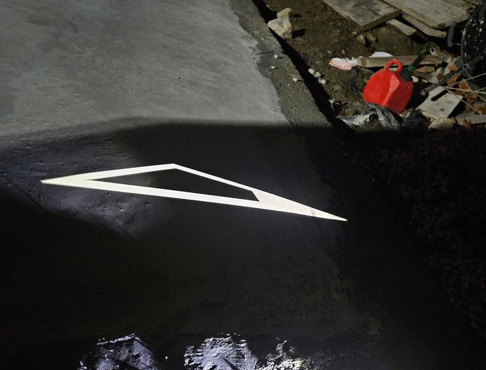 Tesla Cybertruck Cybertruck Projection Lights (OEM) - installed real life photos tesla cybertruck projection lights puddle lighting installed