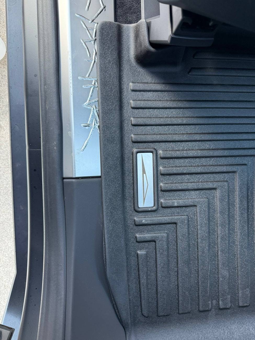 Tesla Cybertruck New CT owner - Floor Liner Mod IMG_0537.JPEG