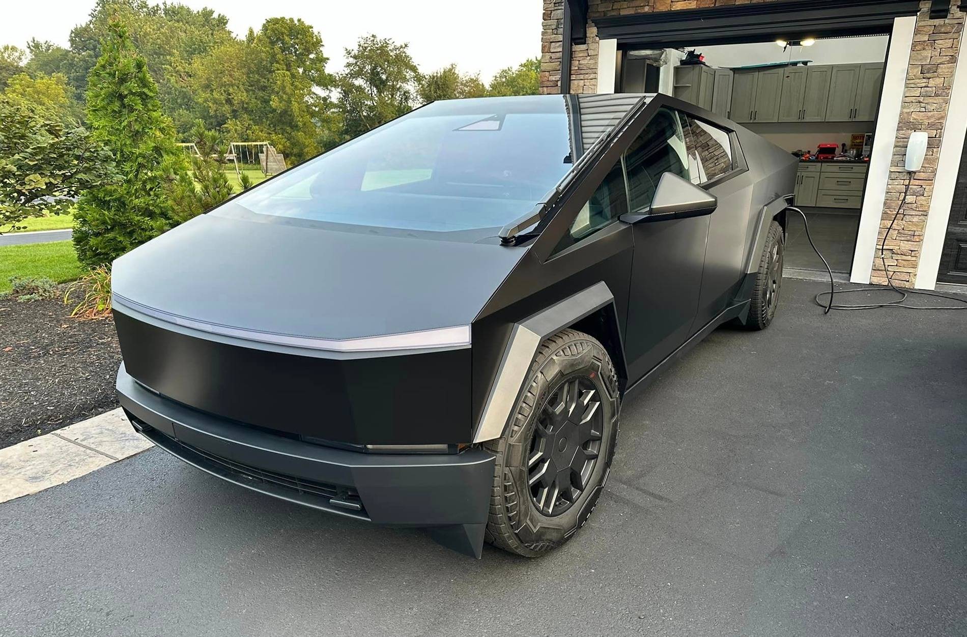 Tesla Cybertruck 🚨 Cybertruck DIY Vinyl Wrap BIGGEST SALE EVER! 🚨 GWuj1uKWMAEARq7