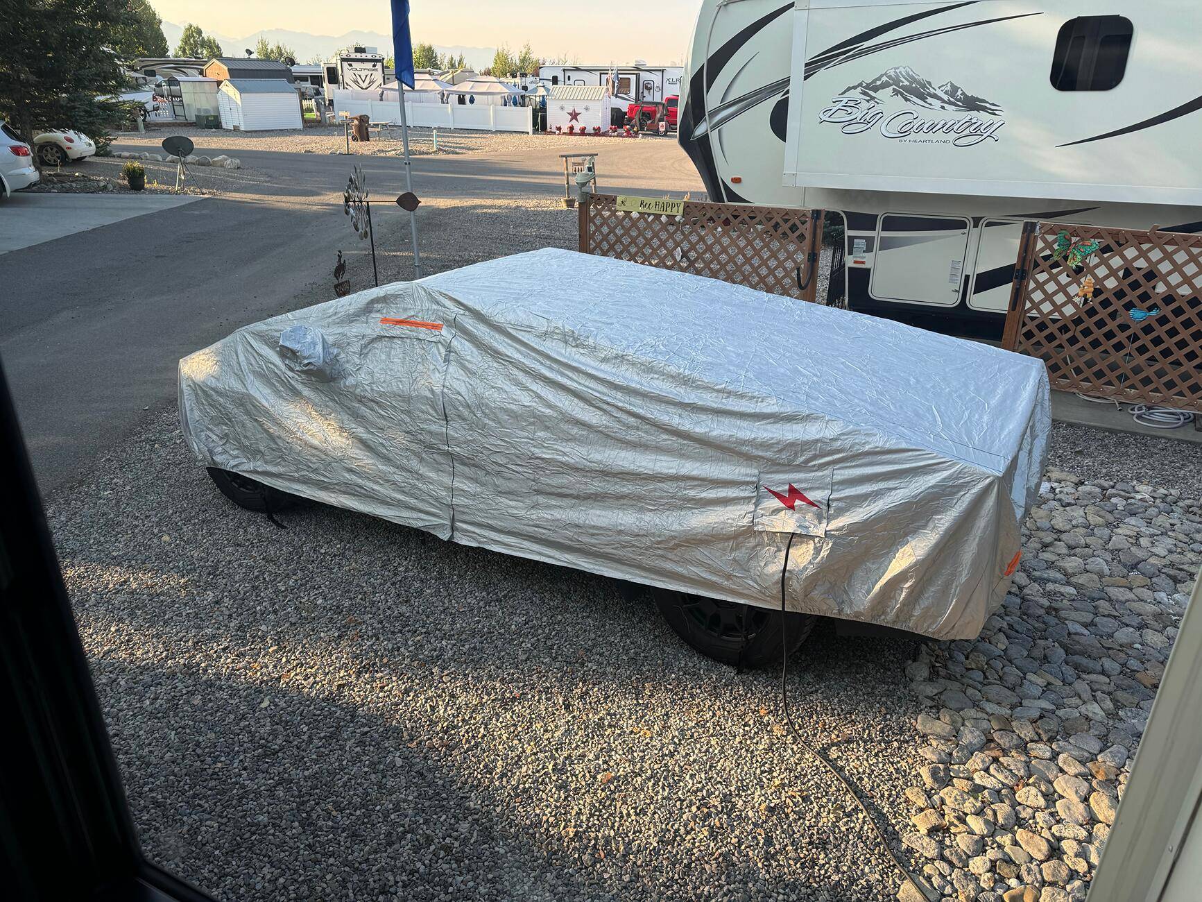 Tesla Cybertruck Cybertruck OEM Car Cover Installed - Review & Photos tempImageCW90wE