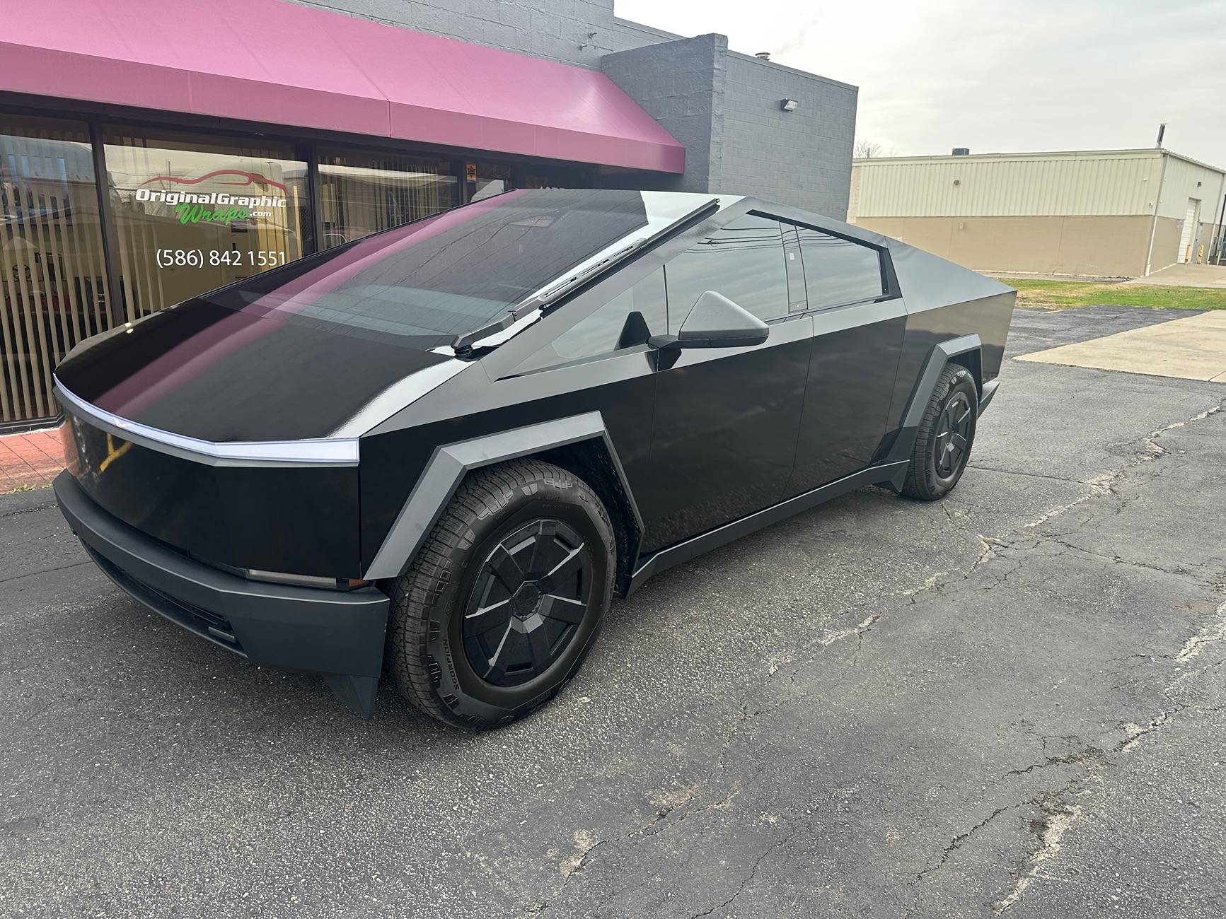 Tesla Cybertruck Daily random Cybertruck photos thread - Post Yours! 📸 🤳 IMG_0739