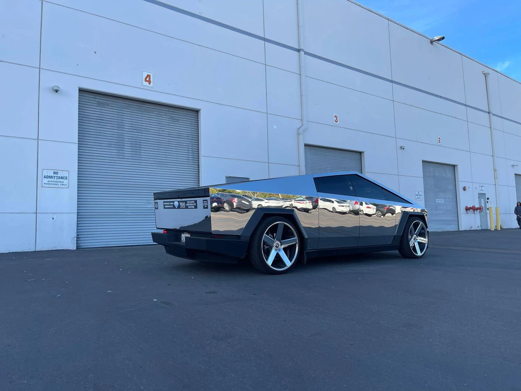 Tesla Cybertruck ⬇️ CYBERTRUCKco LOWERING rods kit now available! tempImageQNsvcg