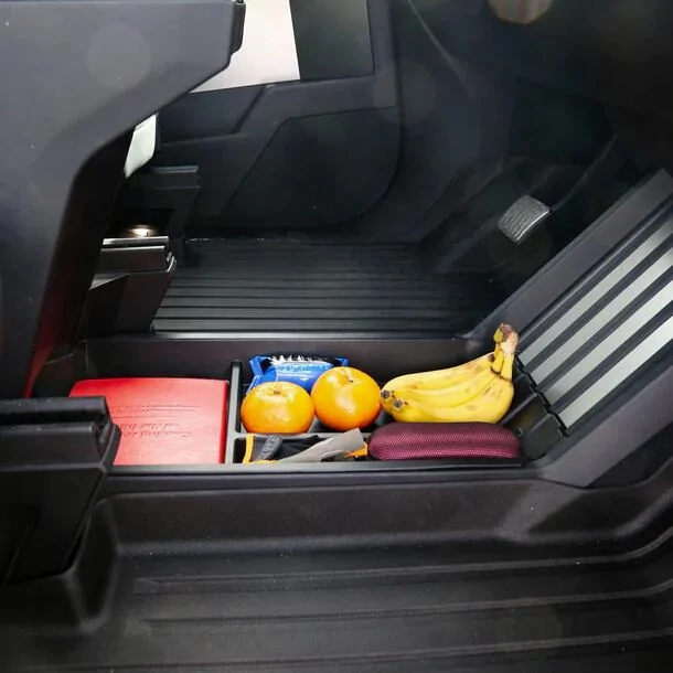 Tesla Cybertruck Top 10 Must-Have Storage Solutions for Your Cybertruck – Maximize Space with Yeslak! 1732807712907-rk