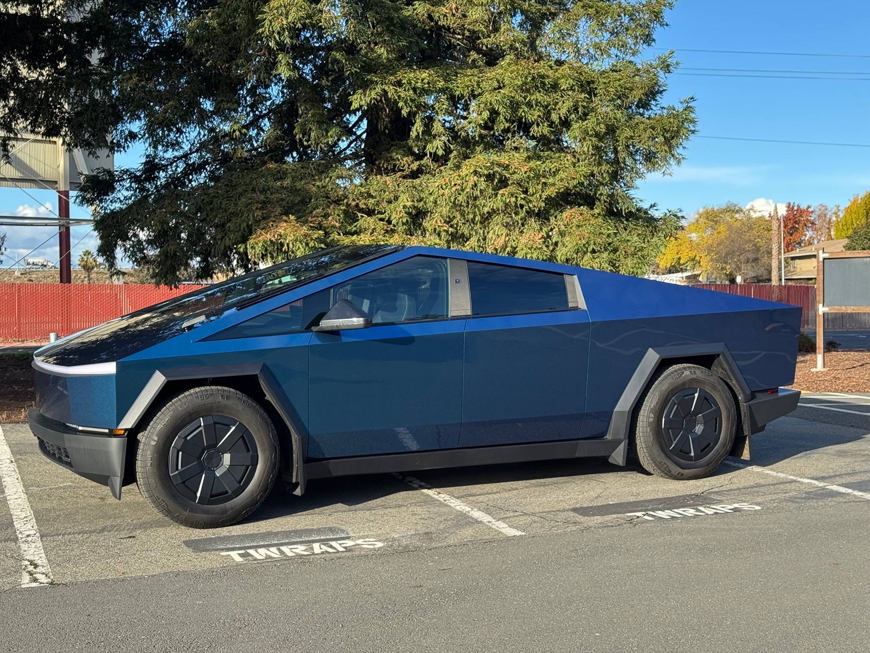Tesla Cybertruck Cybertruck wrapped in Purple Phantom Blue PPF by TWRAPS IMG_2340