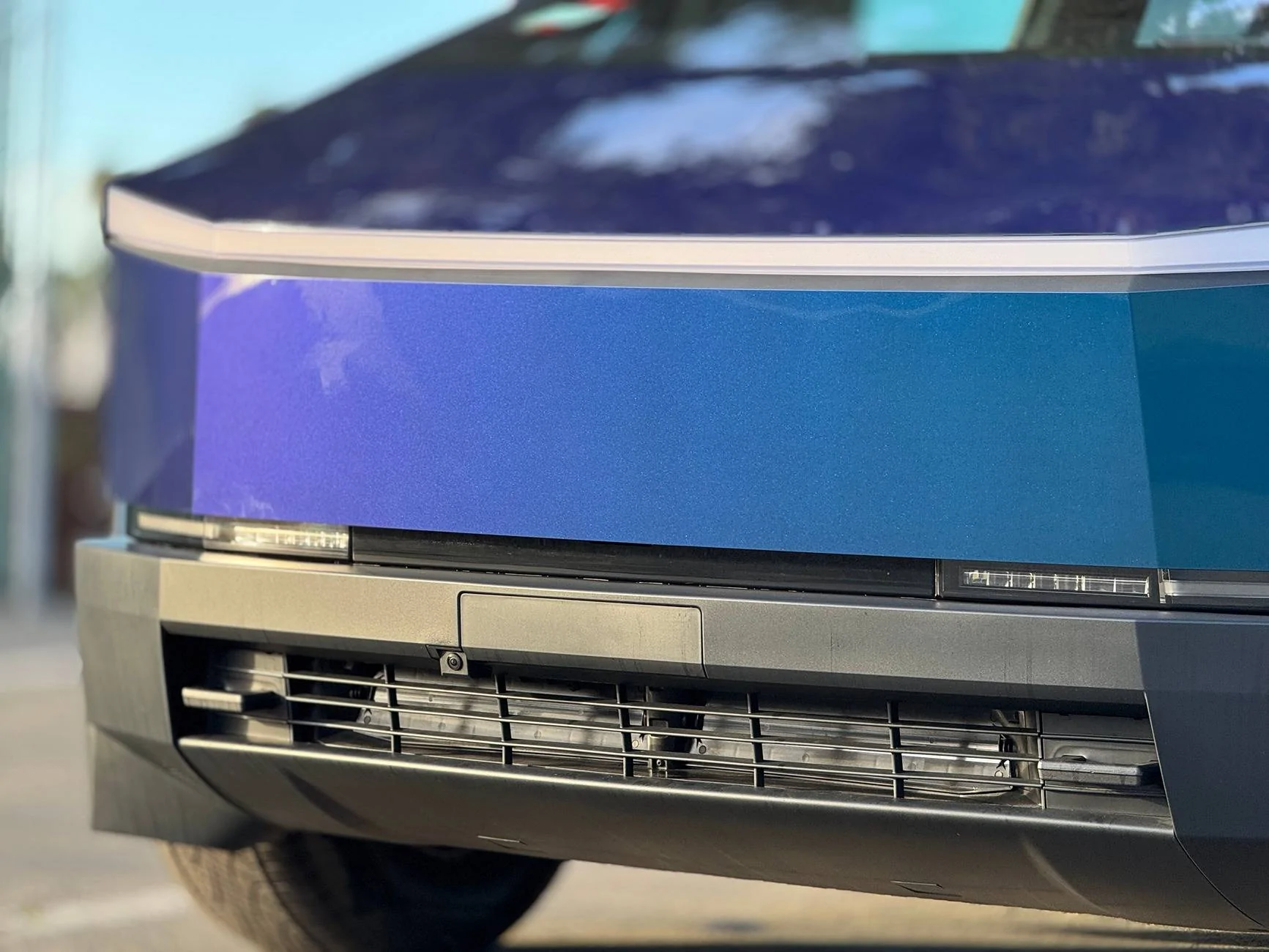 Tesla Cybertruck Cybertruck wrapped in Purple Phantom Blue PPF by TWRAPS IMG_2350