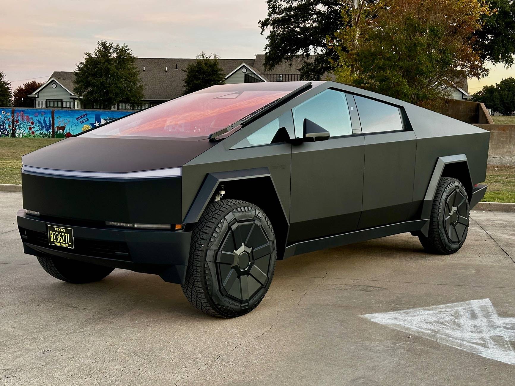 Tesla Cybertruck BLACK Vinyl Wrap & PPF Cybertruck -- Photos & Videos IMG_6425
