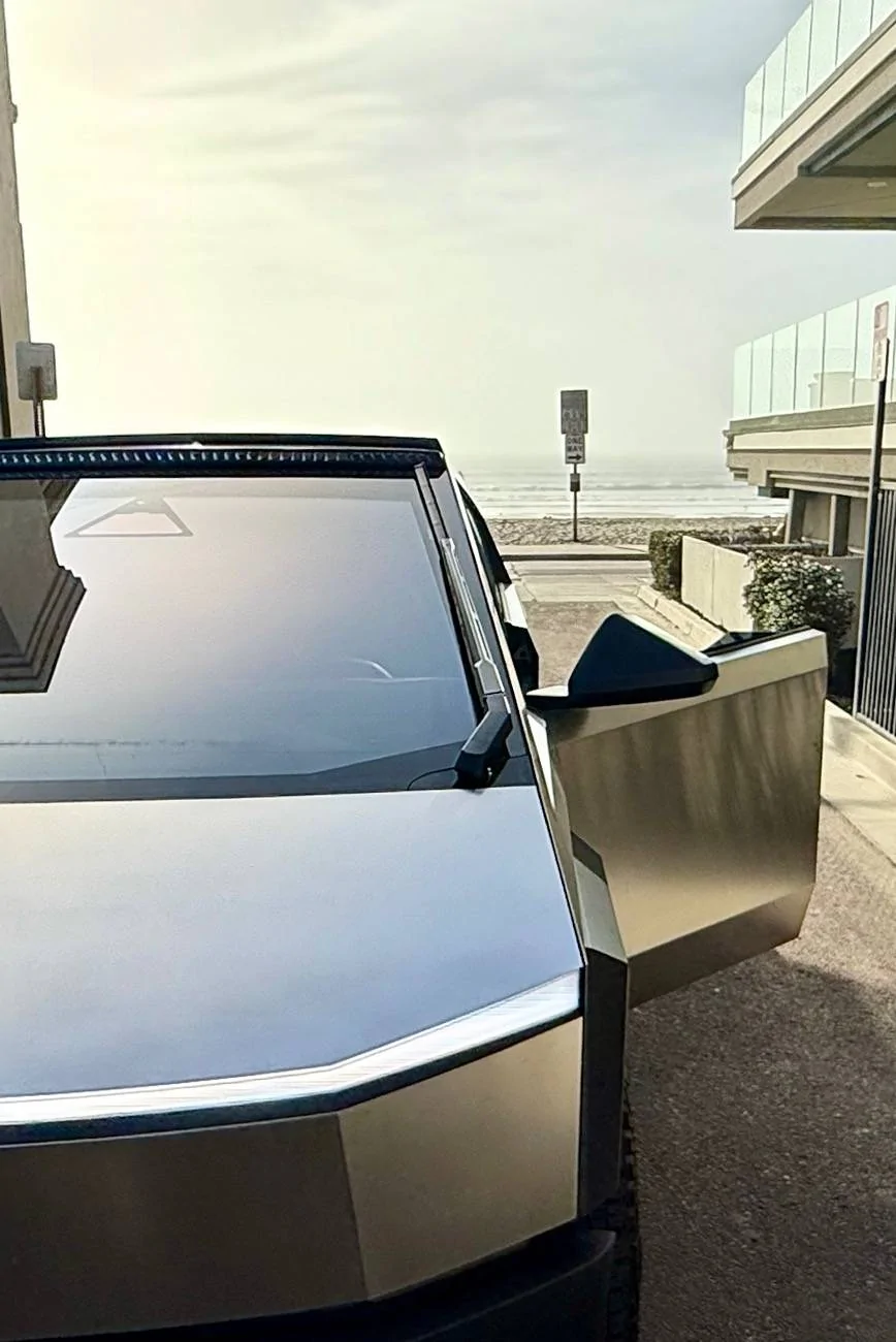 Tesla Cybertruck Daily random Cybertruck photos thread - Post Yours! 📸 🤳 IMG_2073