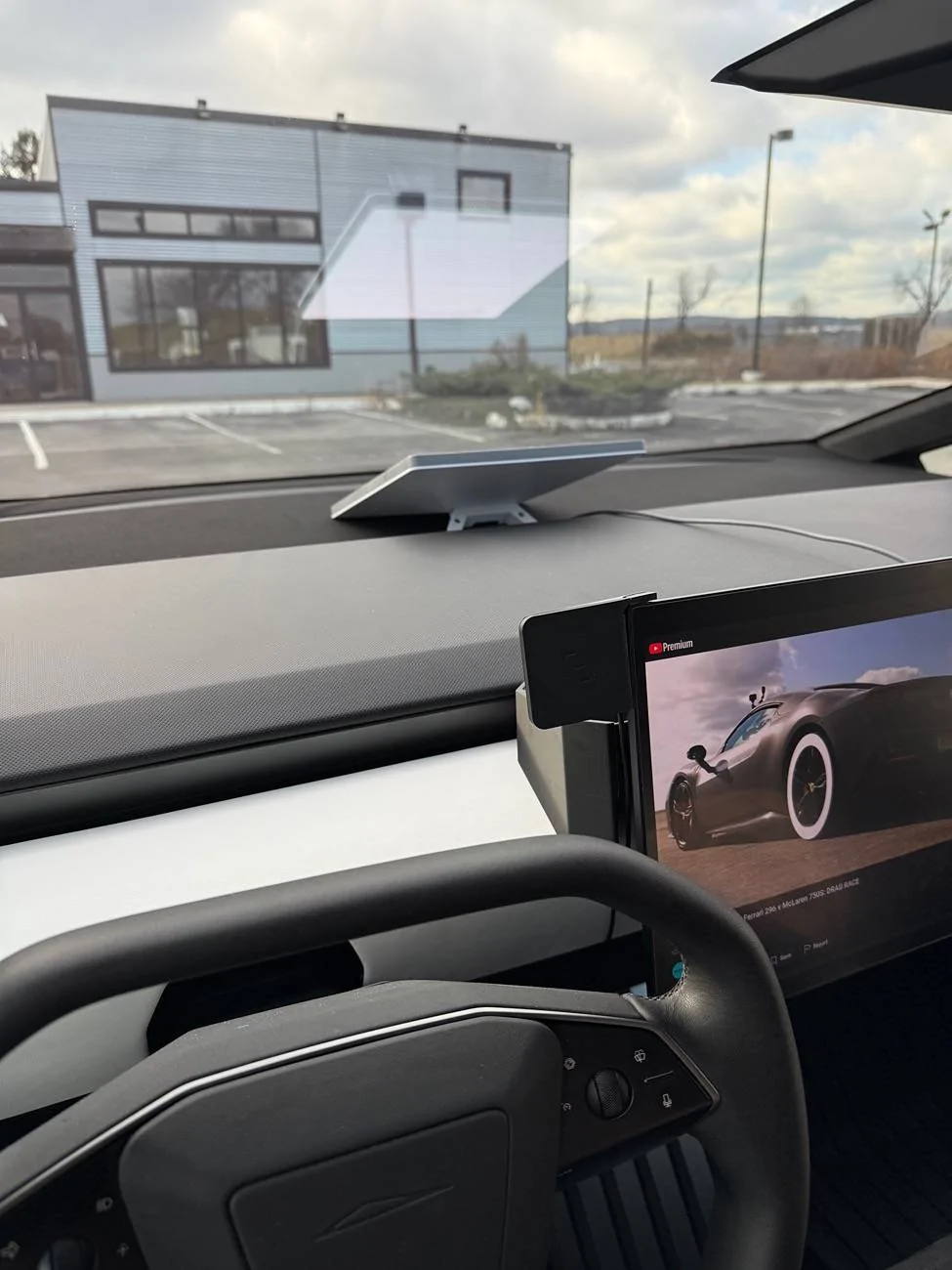 Tesla Cybertruck Super simple Starlink Mini dash “mount” using a single bracket IMG_0647