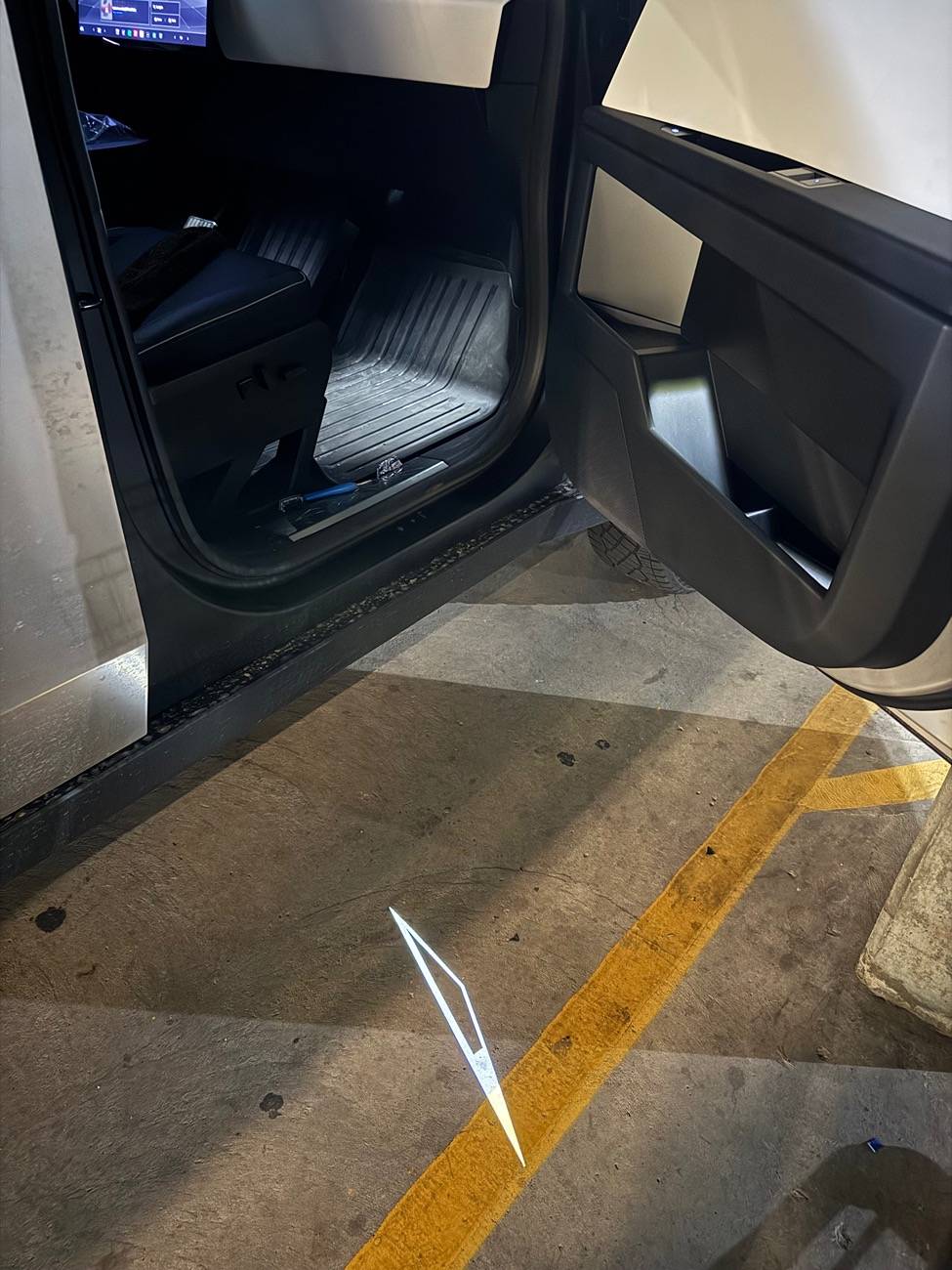 Tesla Cybertruck Cybertruck Projection Lights (OEM) - installed real life photos IMG_3683