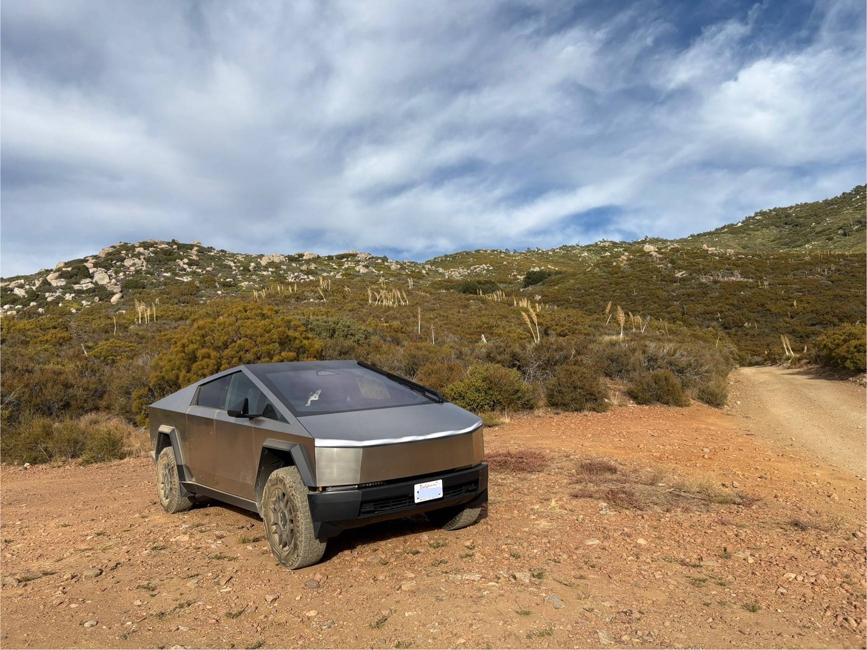 Tesla Cybertruck Daily random Cybertruck photos thread - Post Yours! 📸 🤳 IMG_6619
