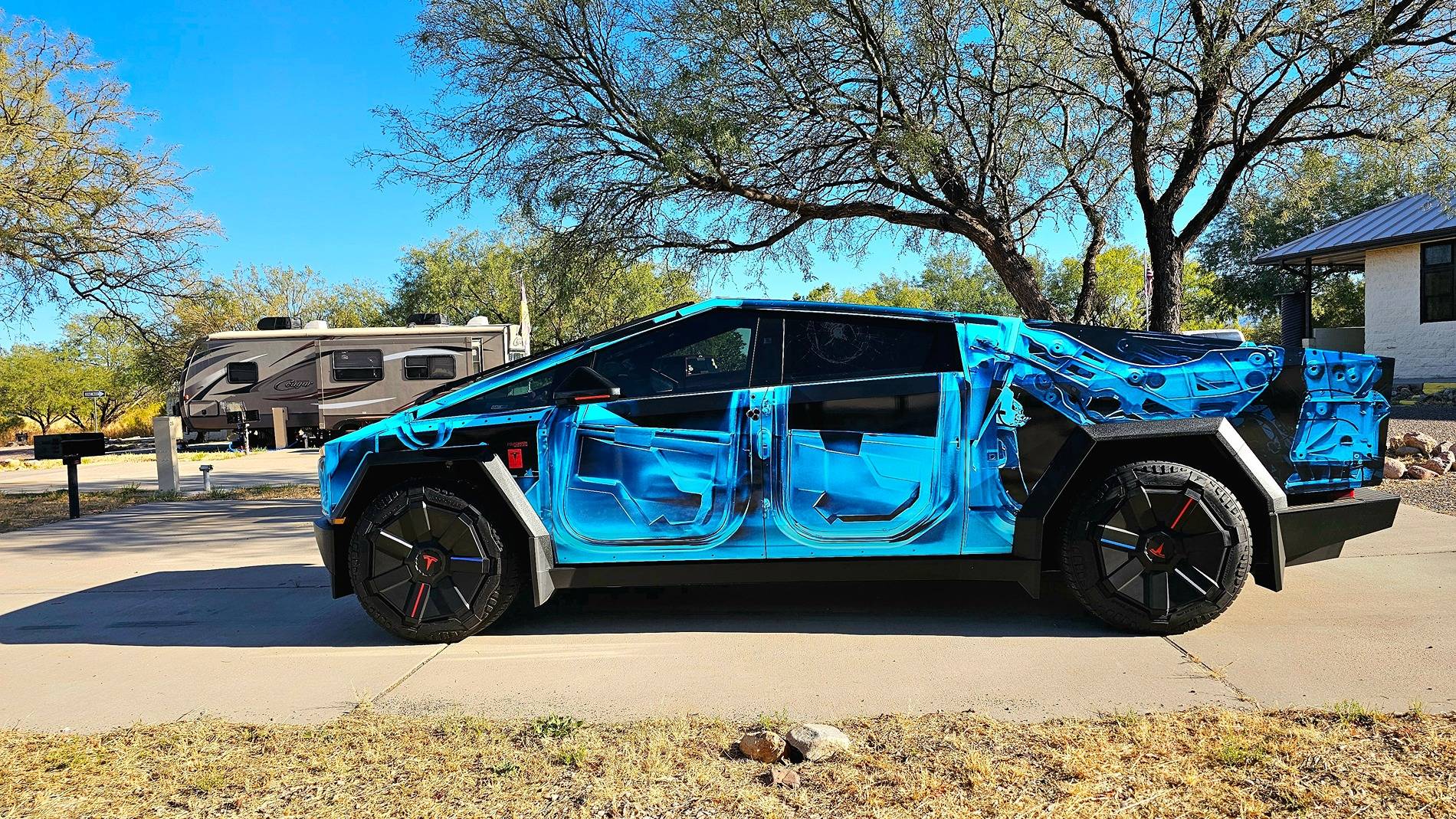 Tesla Cybertruck Happy Tesla-versary, Cybertruck! 20241113_150659