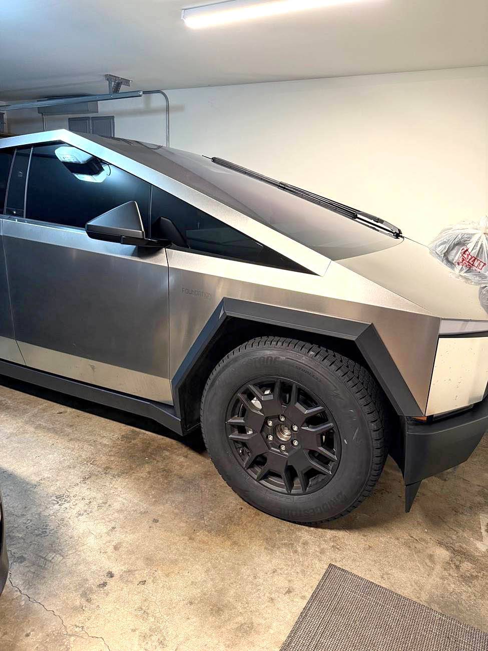 Tesla Cybertruck Blizzak Snow & Ice Winter Tires mounted on OEM wheels (pics) IMG_6628