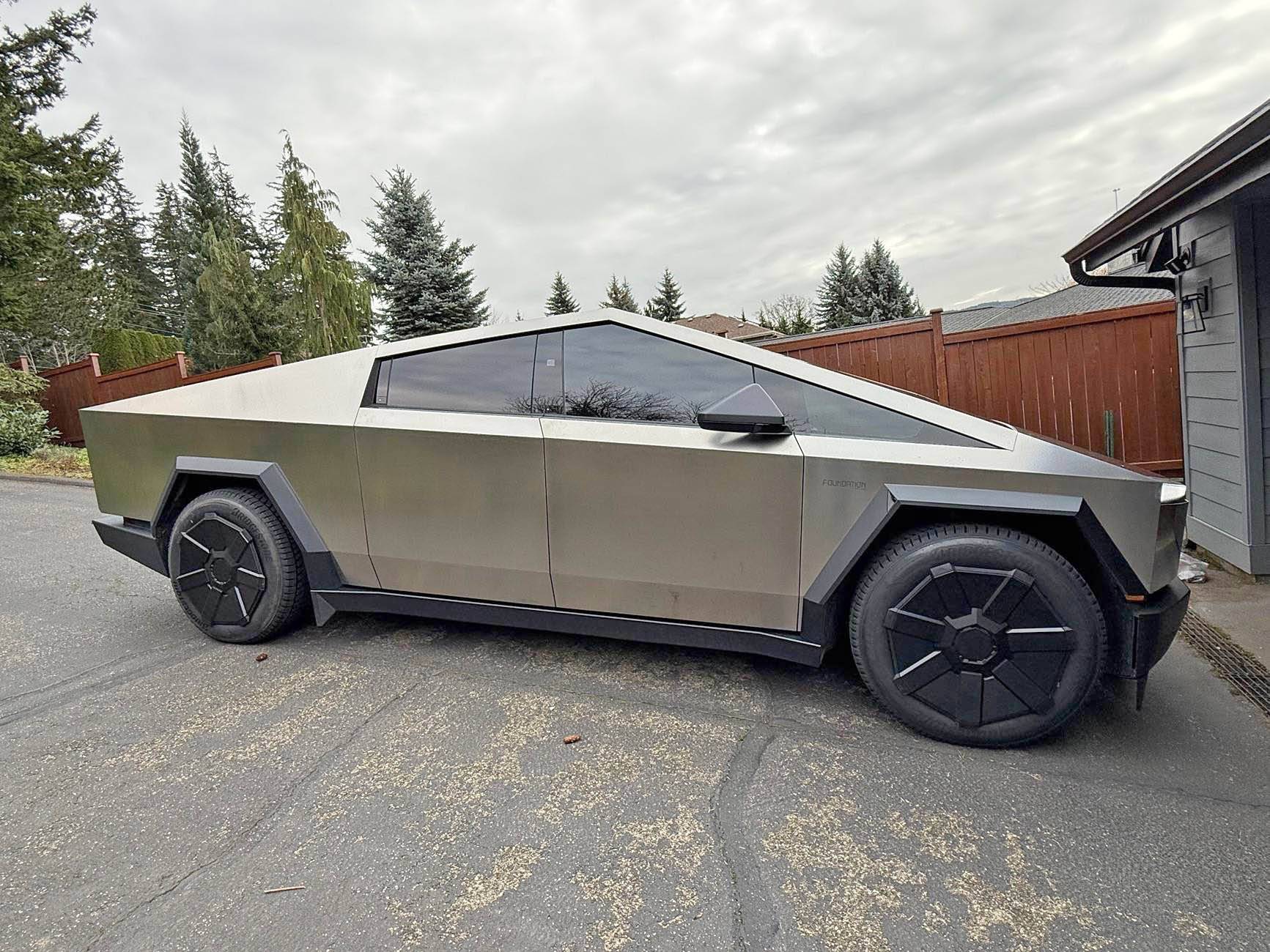 Tesla Cybertruck Blizzak Snow & Ice Winter Tires mounted on OEM wheels (pics) IMG_6630